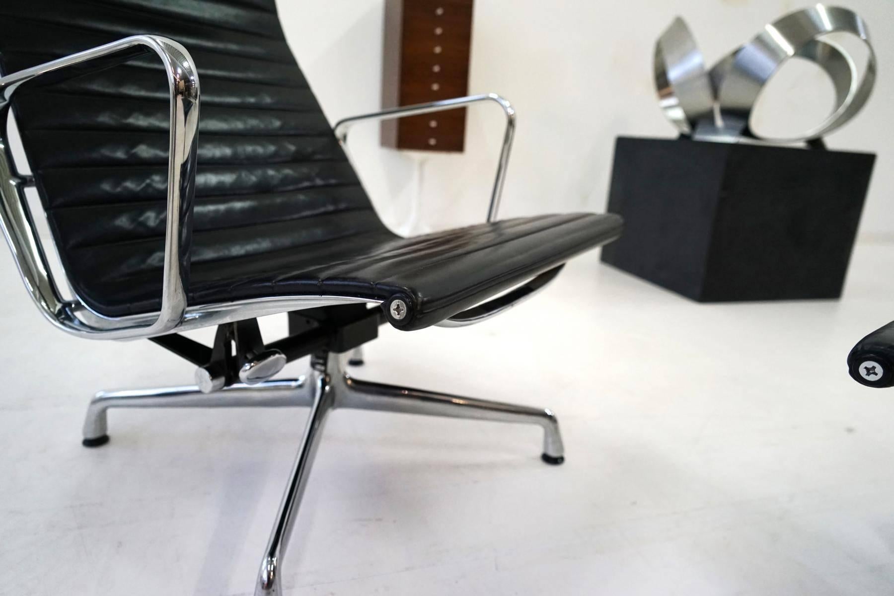 German EA 124 + 125 Vitra Lounge Chair by Charles & Ray Eames