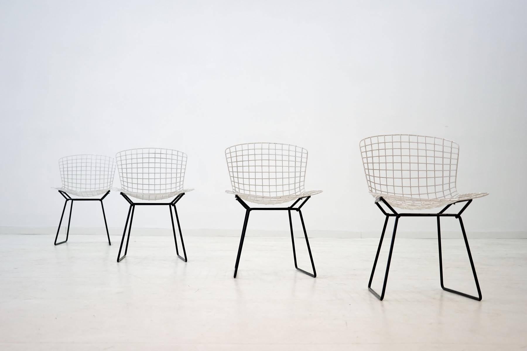 Mid-20th Century Set of 4 Diamond Wire Side Chair by Harry Bertoia for Knoll International, 1962