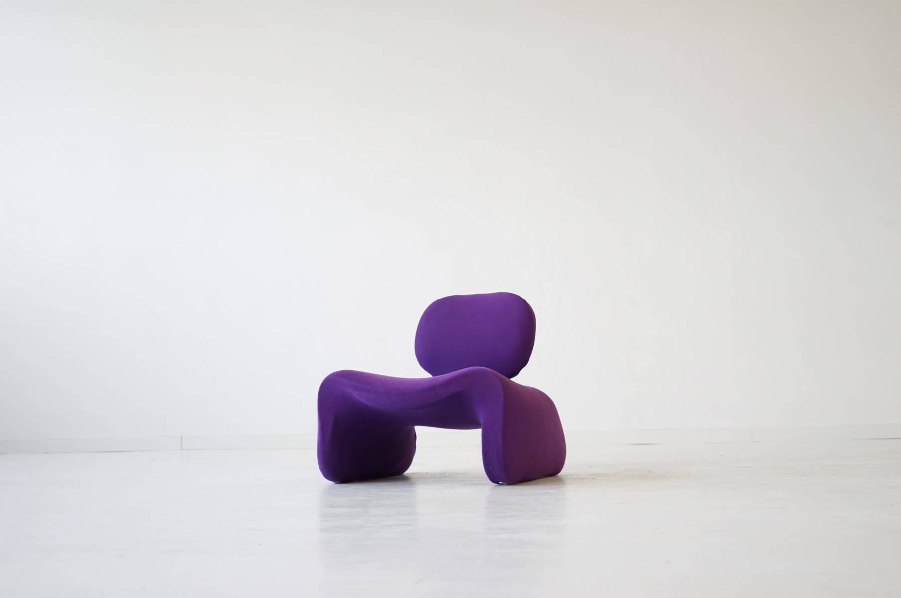 Lounge chair by Olivier Mourgue for Airborne Djinn Space Age, 1960s
Model djinn by Olivier Mourgue for Airborne, 1965.
Violet original upholstery. Great condition, the foam is very good.