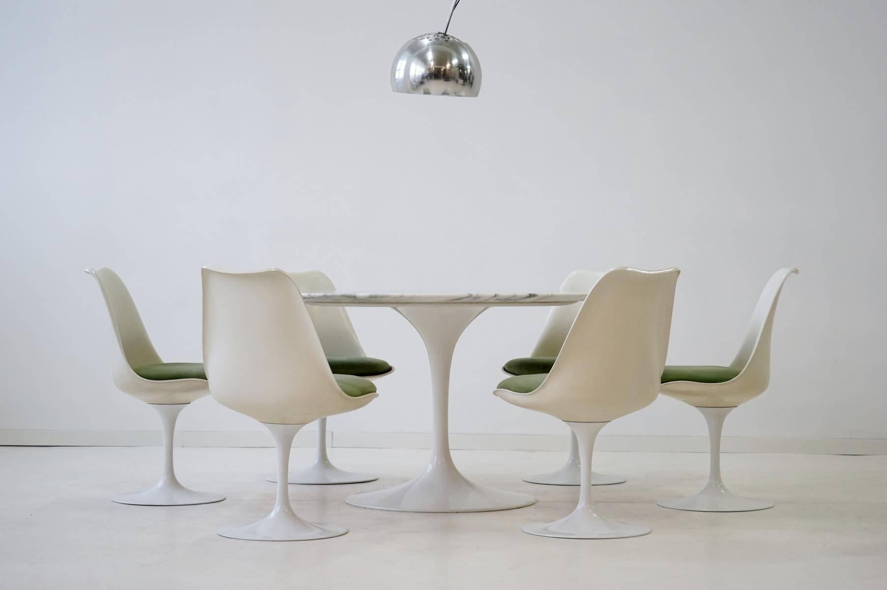 Set of Six Dining Tulip Chair Eero Saarinen Knoll International Swivelling 1
