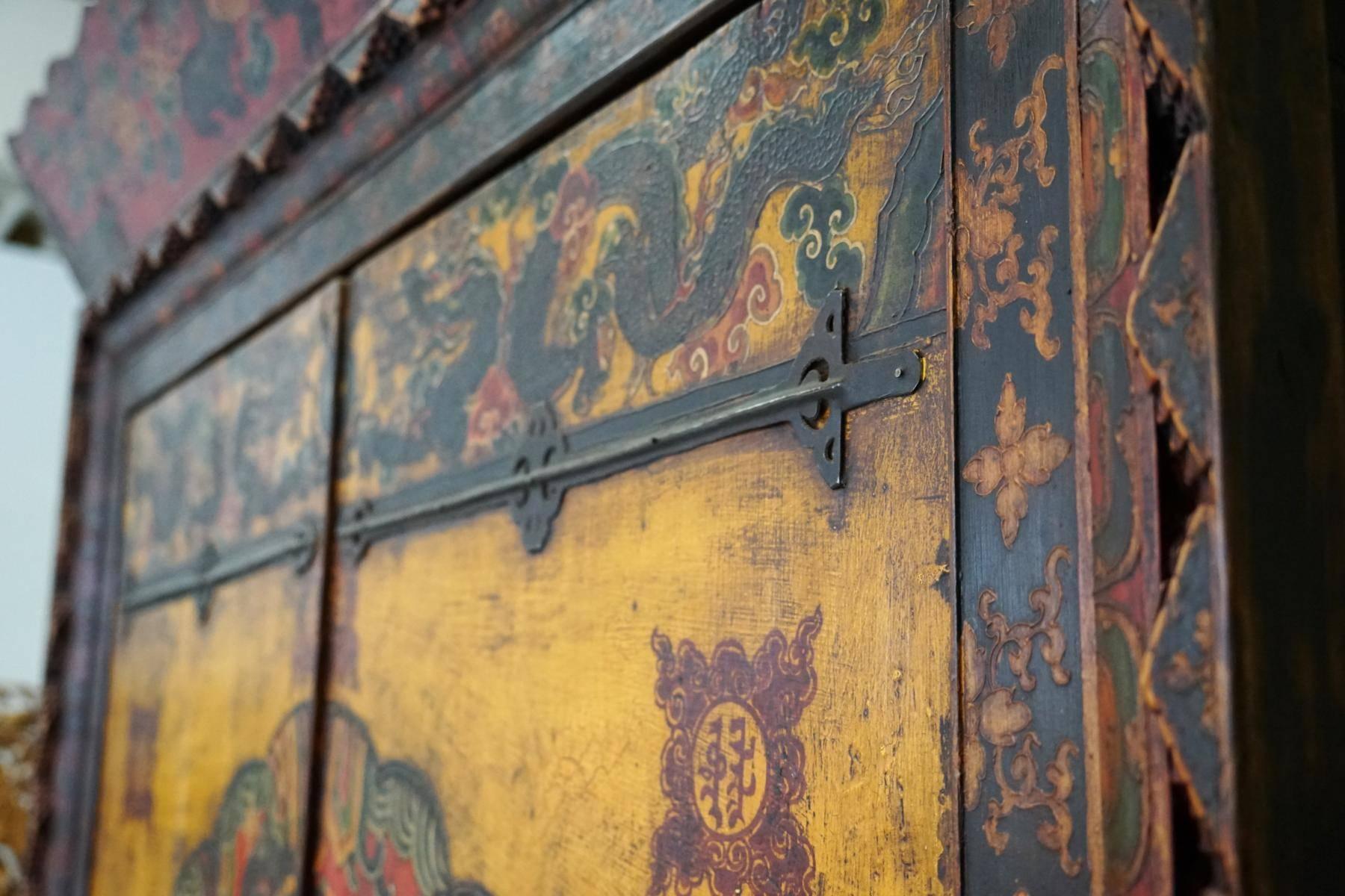 Antique Tibetan Cabinet Cupboard Painted Qing Dynasty Shanxi, 19th Century 2