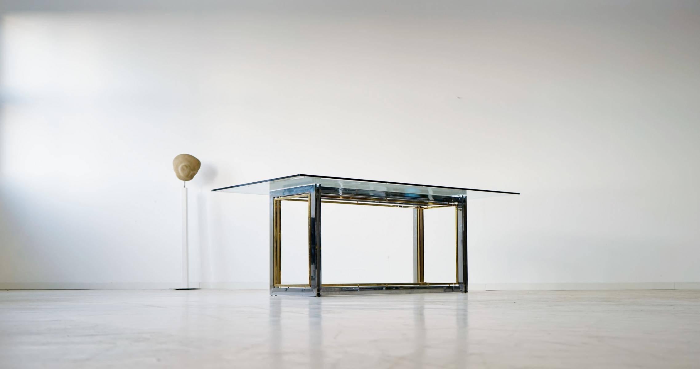 Doré Table ou bureau bicolore italienne Hollywood Regency en métal bicolore, de style Romeo Rega en vente