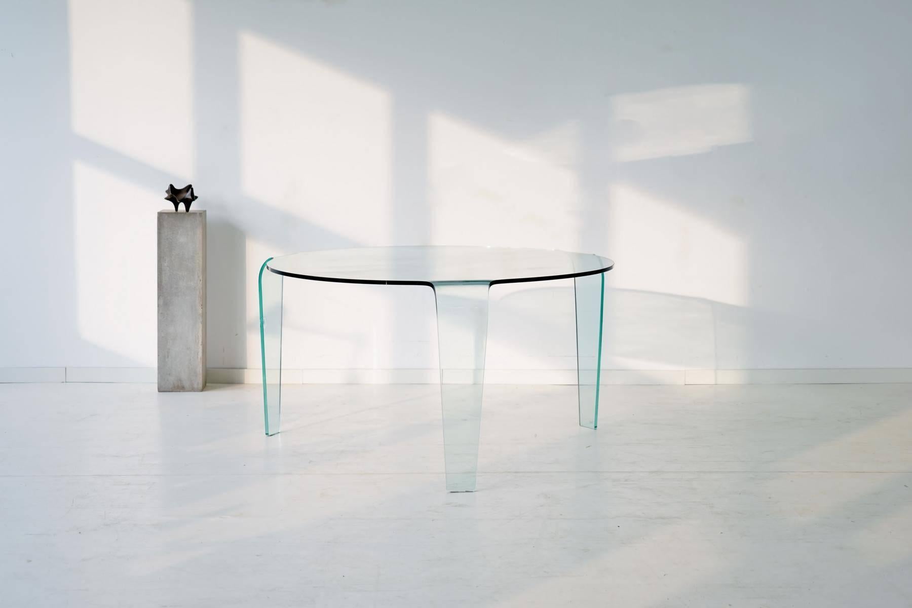 roche bobois round dining table
