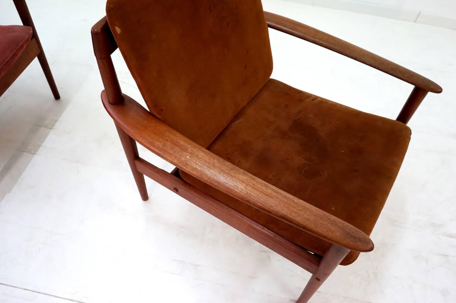 Set of Two Chairs by Grete Jalk for Poul Jeppesen Danish Leather Lounge Armchair 4