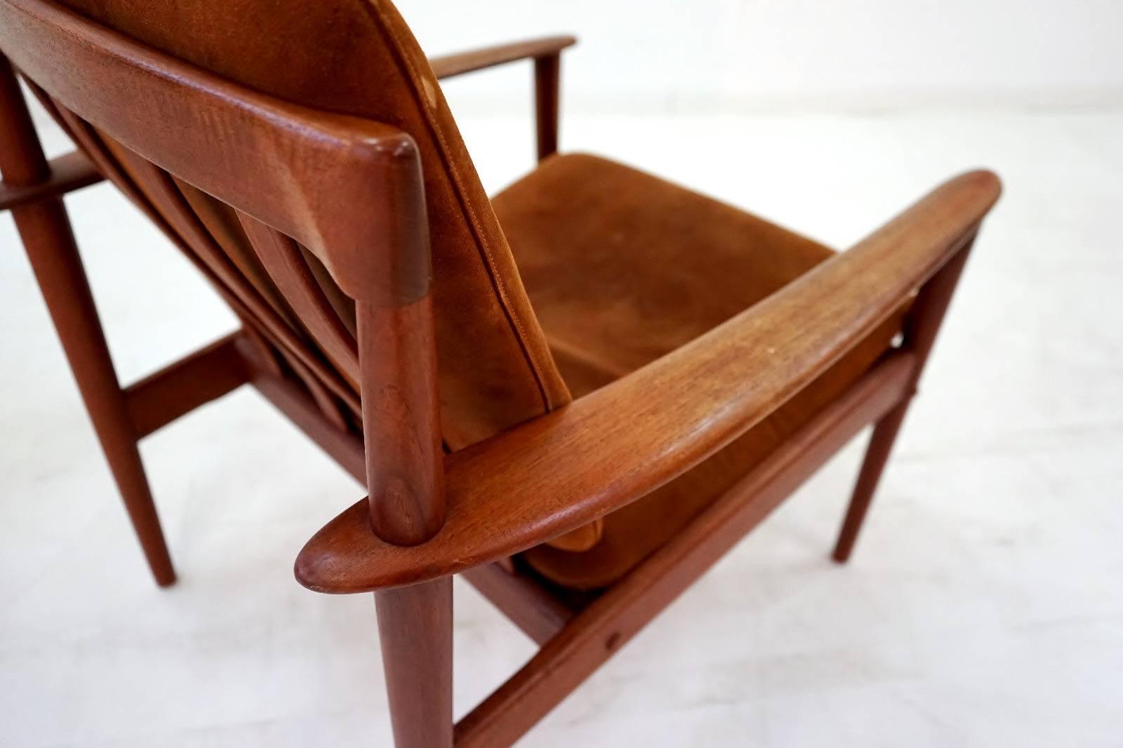 Mid-Century Modern Set of Two Chairs by Grete Jalk for Poul Jeppesen Danish Leather Lounge Armchair