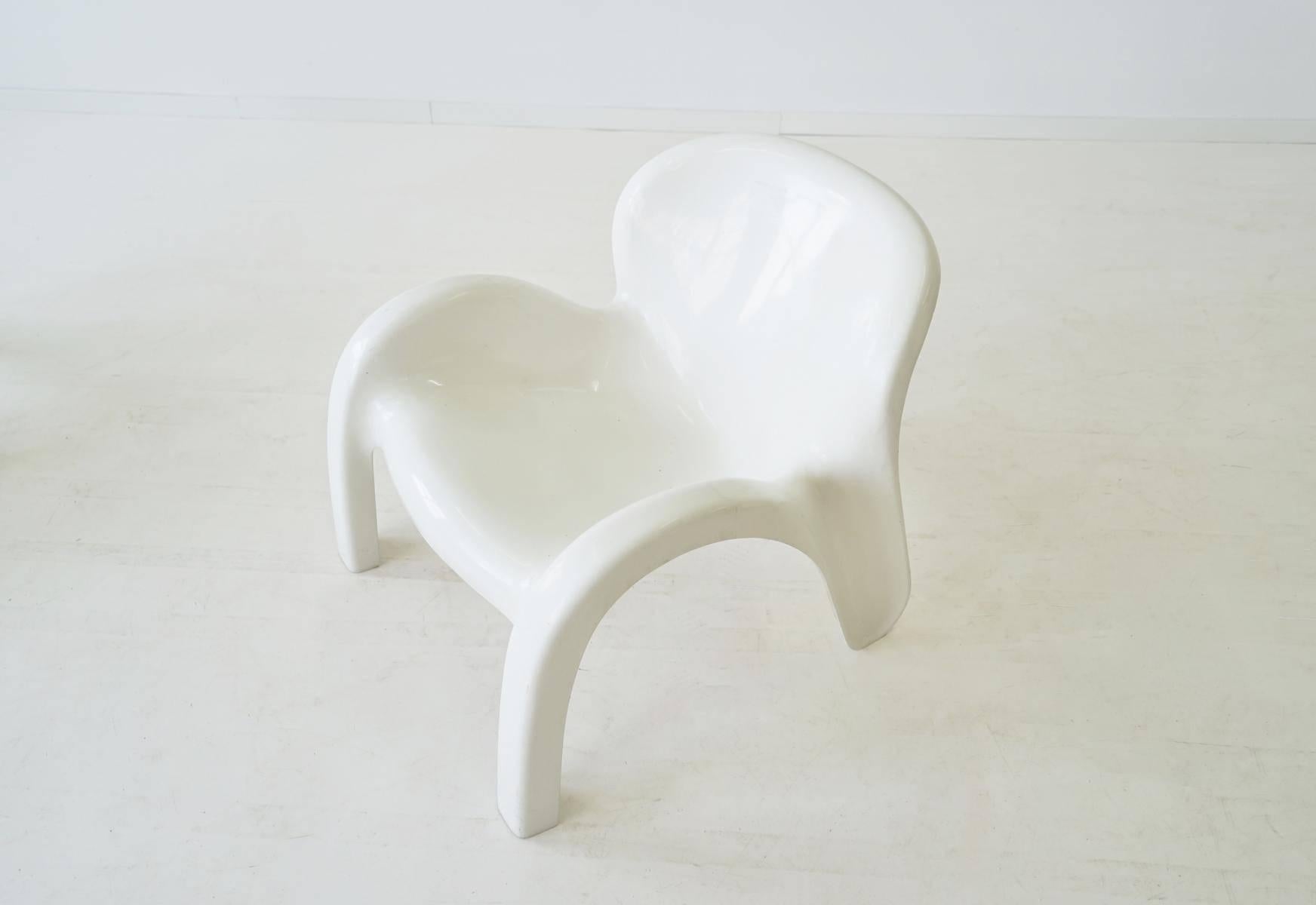 Fibre de verre Ensemble de deux chaises longues GN2 de Peter Ghyczy pour Reuters Form + Life Collection en vente
