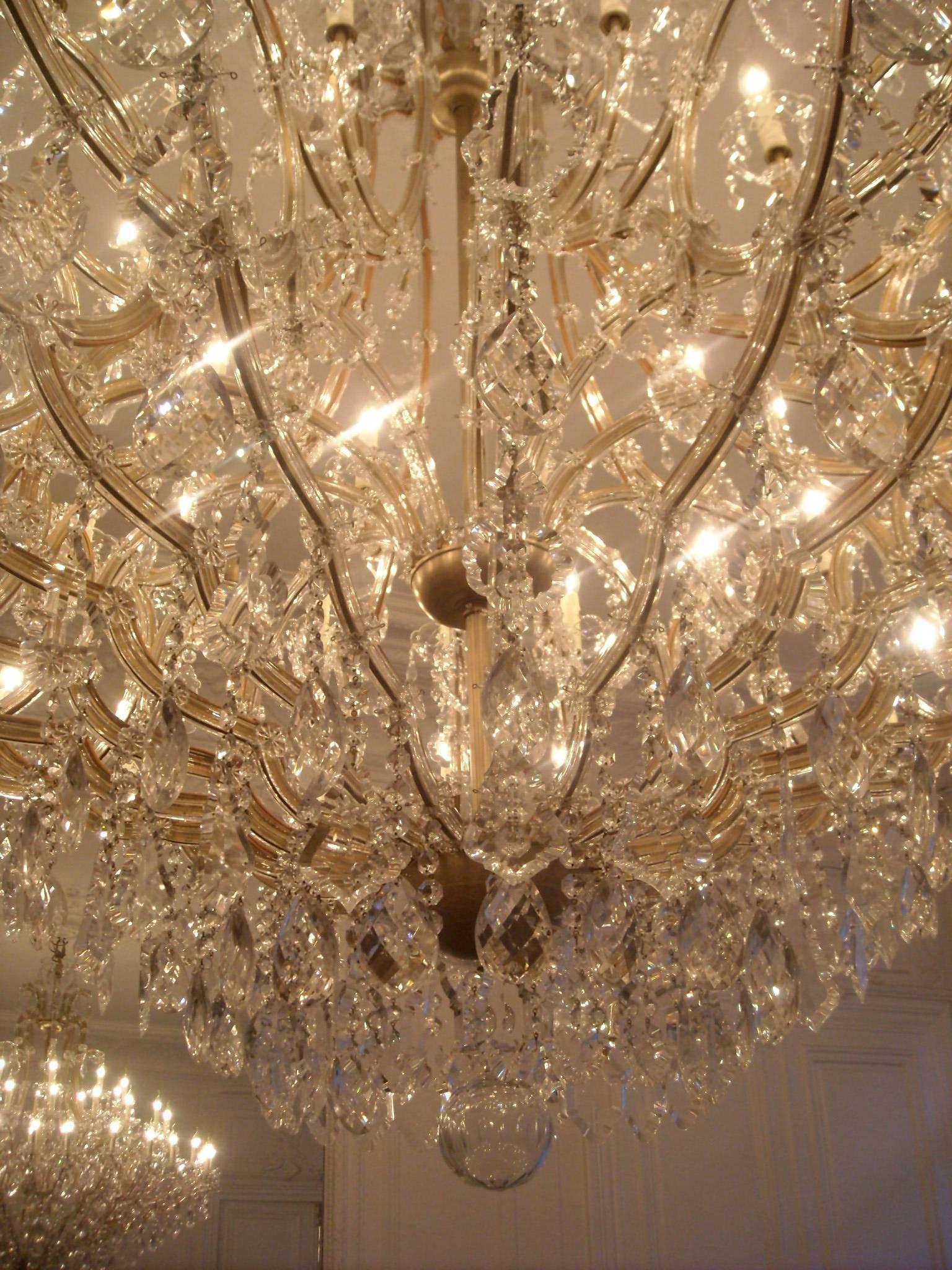 Contemporary Large Maria Therese Chandelier with 60 Lights, 21st Century For Sale