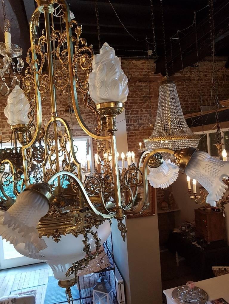 20th Century Large French Chandelier with Nine-Lights and a Coupe of Venetian Cut Glass For Sale