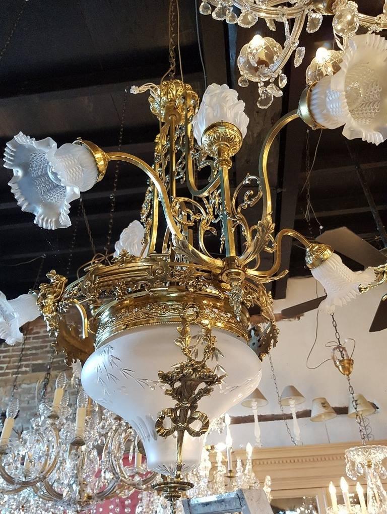 Large French Chandelier with Nine-Lights and a Coupe of Venetian Cut Glass For Sale 2