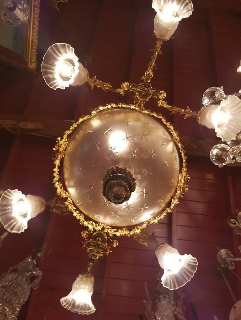 French Bronze Empire Style Chandelier with a Globe of Victorian Cut-Glass In Good Condition For Sale In Oldebroek, NL