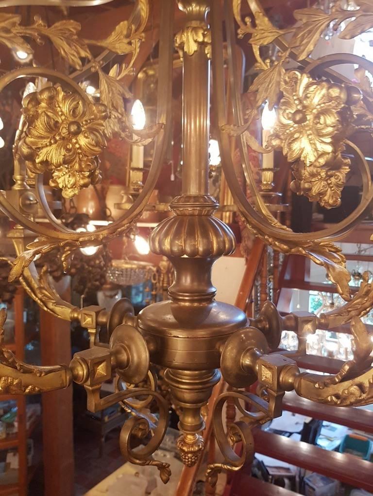 Large French Bronze and Brass Chandelier, 15 Lights, Early 1900 For Sale 3