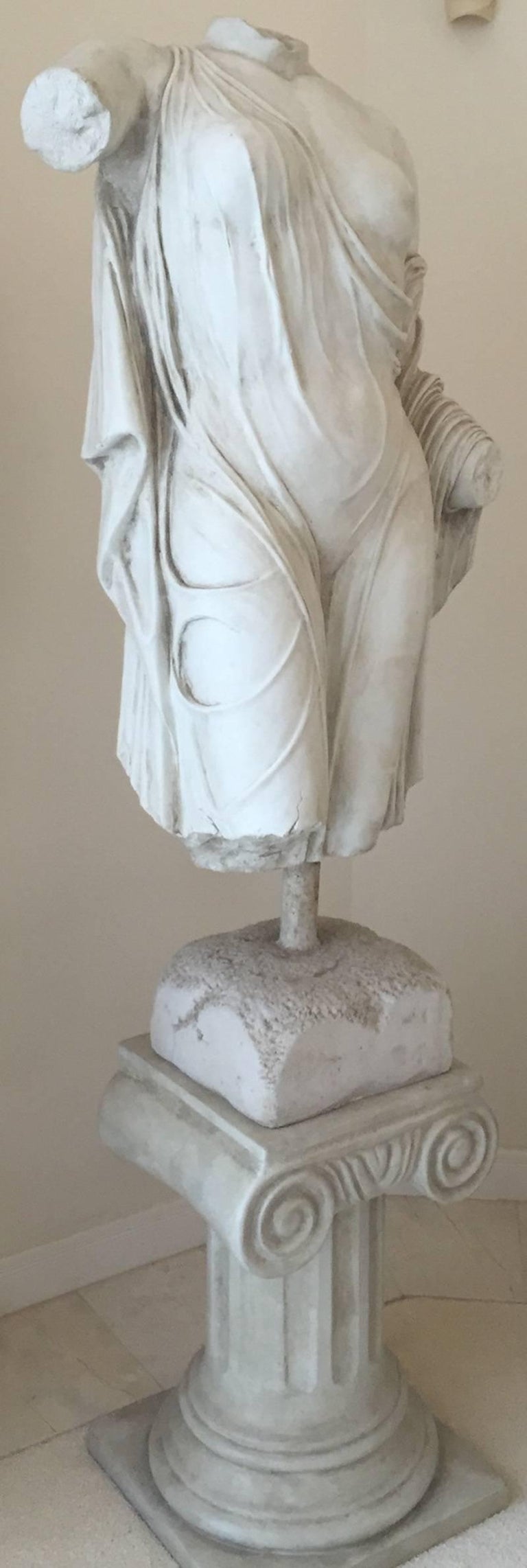 Classical GrecoRoman Statue at 1stDibs