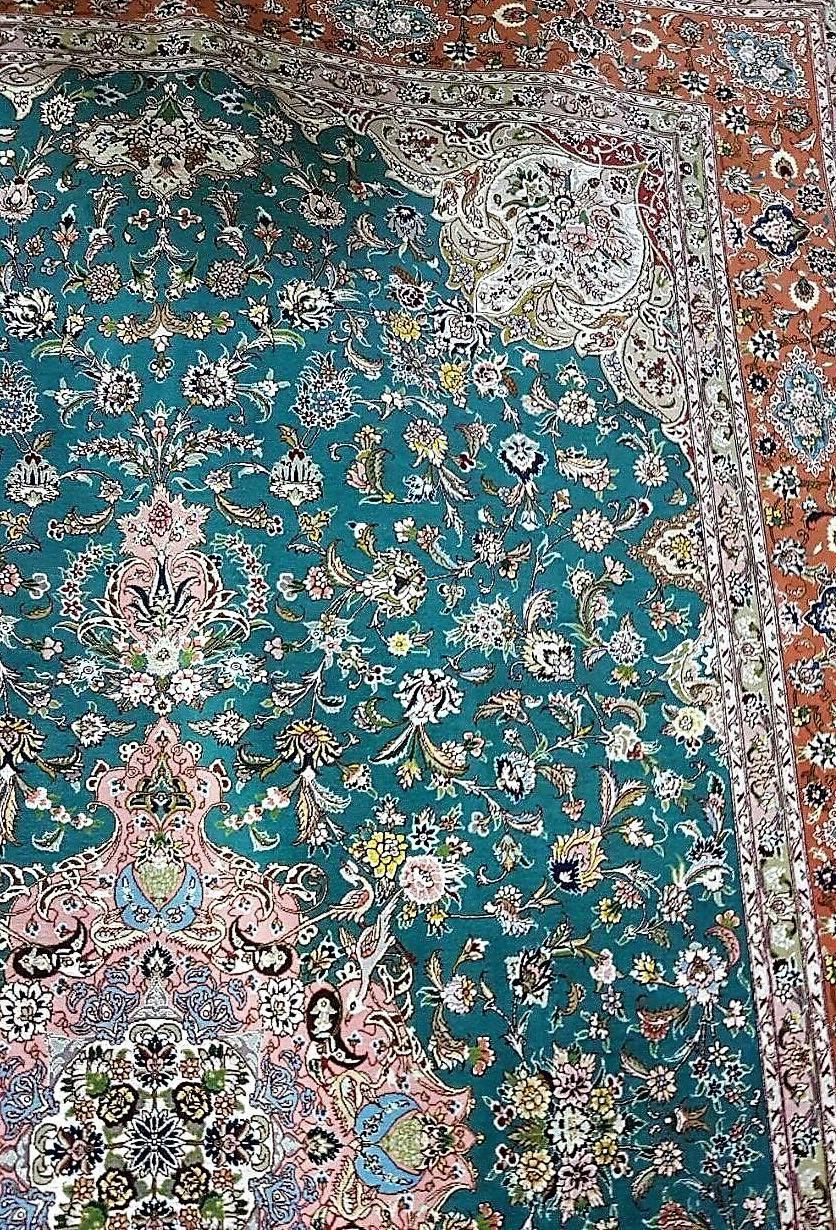 Faraj Mehran, Rare Design Tabriz Hand-Knotted Carpet/Rug In Good Condition For Sale In Cremorne, AU