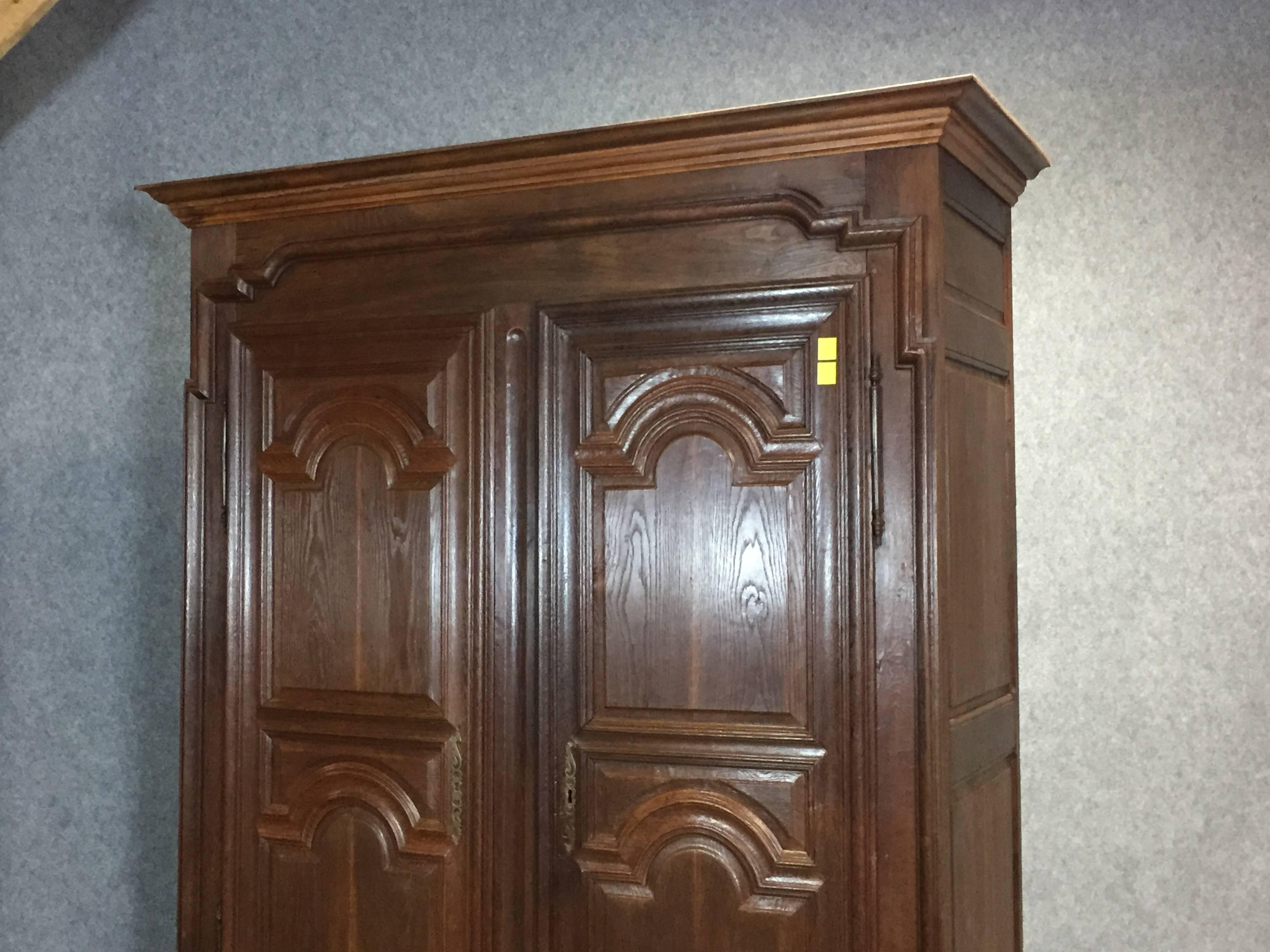 French 18th Century Oak Armoire For Sale