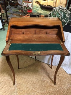 19th Napoléon III Bonheur Du Jour Rosewood