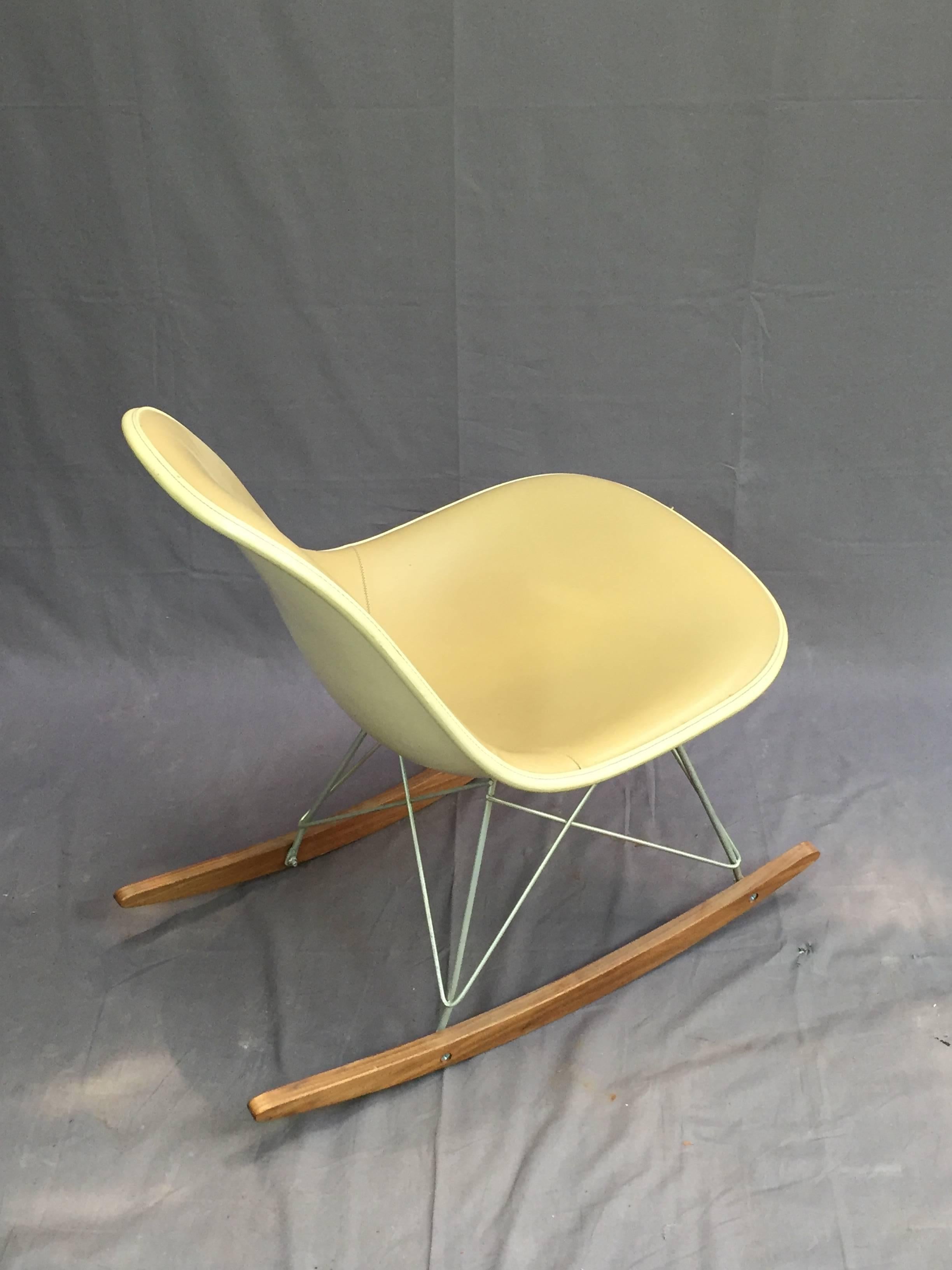 French Rocking Chair RKR of Eames by Herman Miller