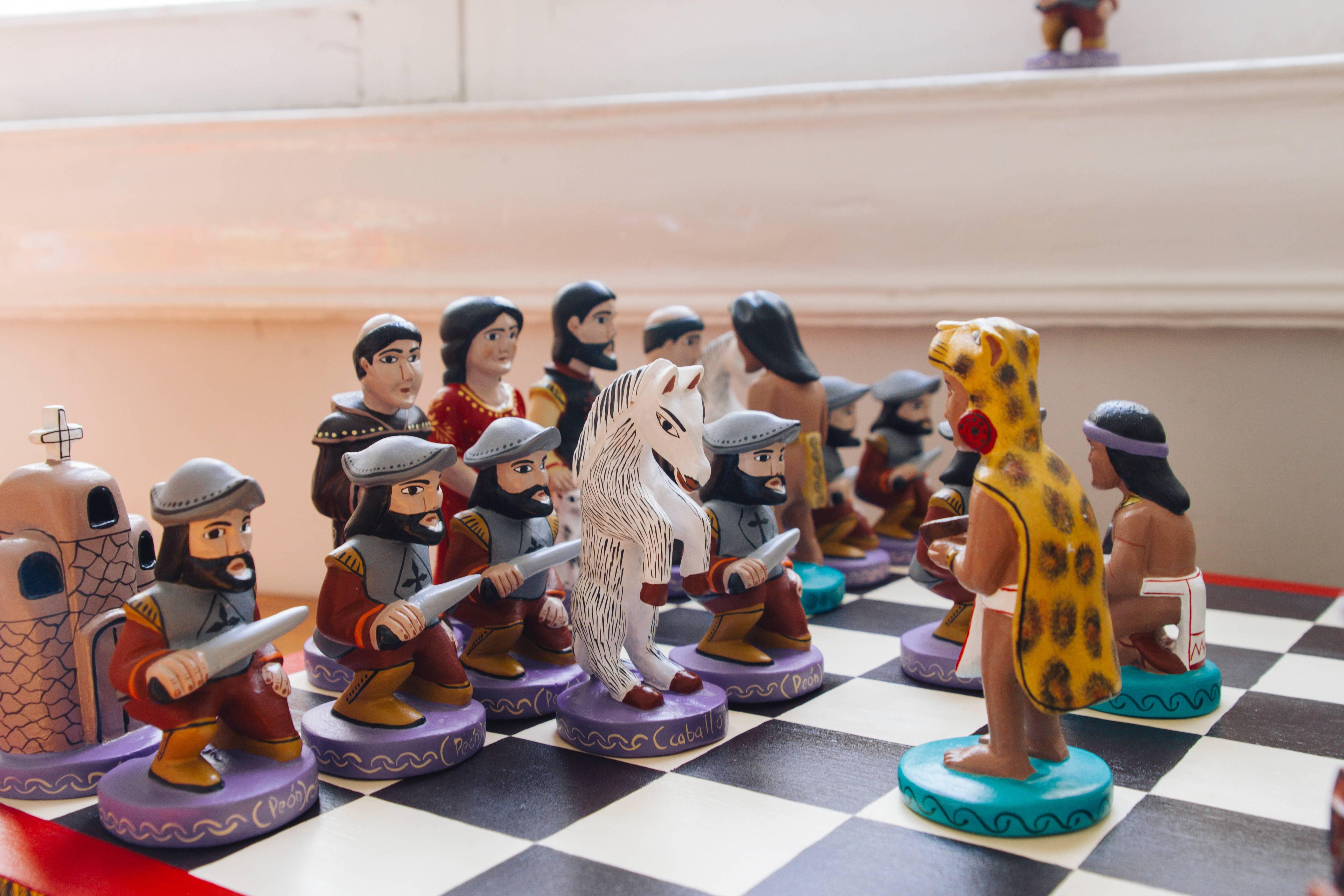 Chess Set Wood Carving Folkloric Alebrije Spaniards and Indigenous Mixes 1