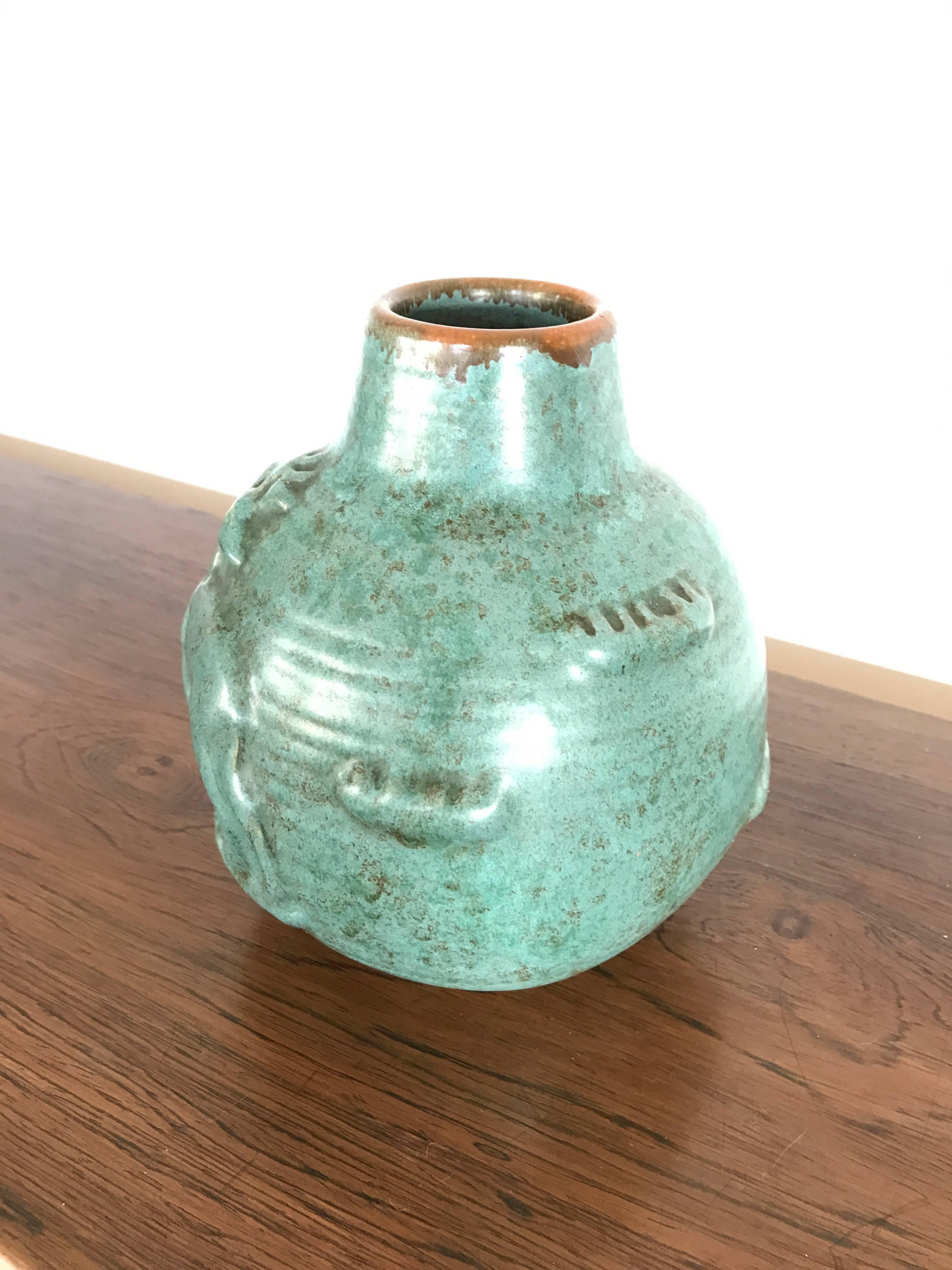 Green glazed stoneware vase, made by Michael Andersen from Denmark in 1930s, and in very good condition.