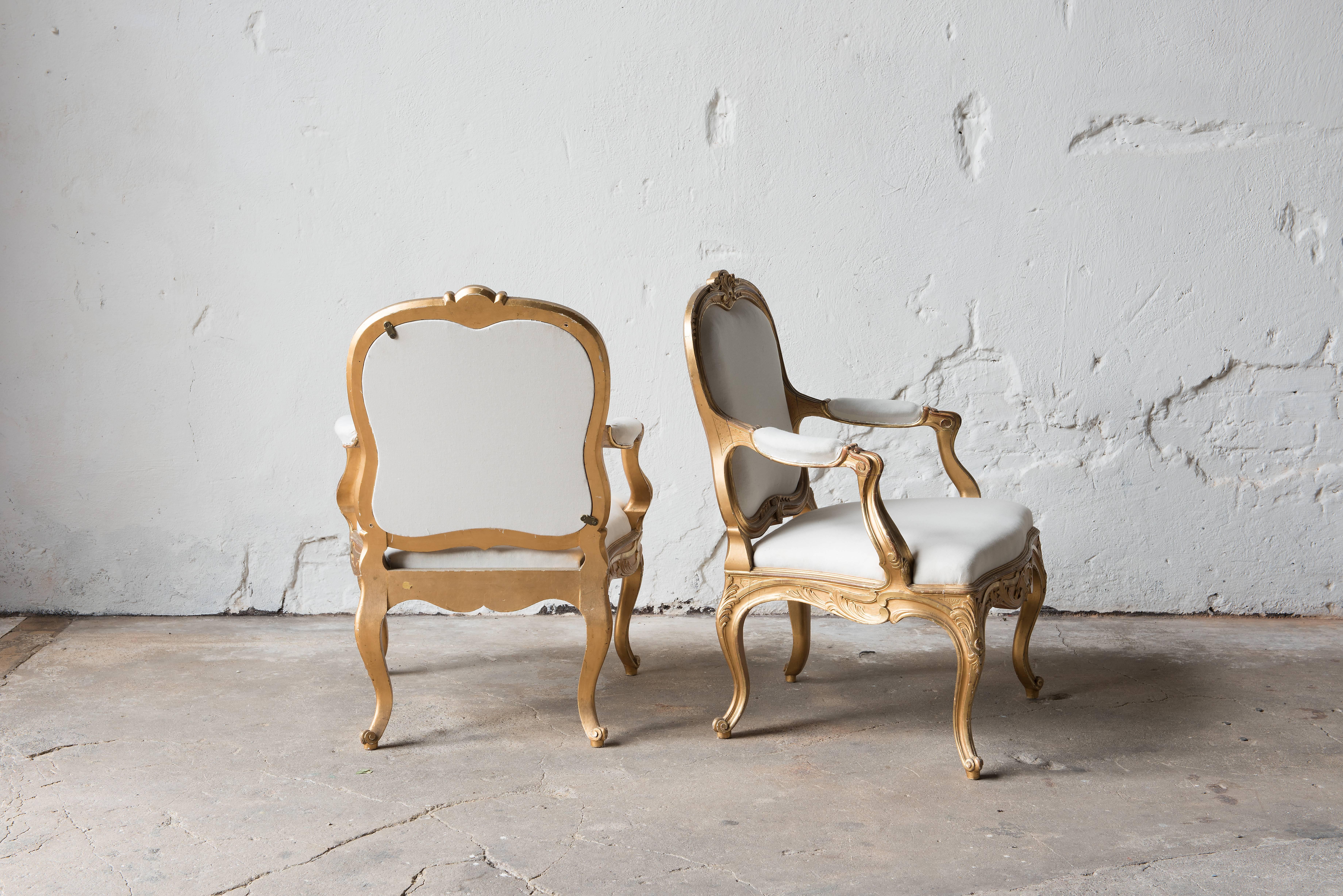 Rococo Pair of Swedish 19th Century Gilded Armchairs For Sale