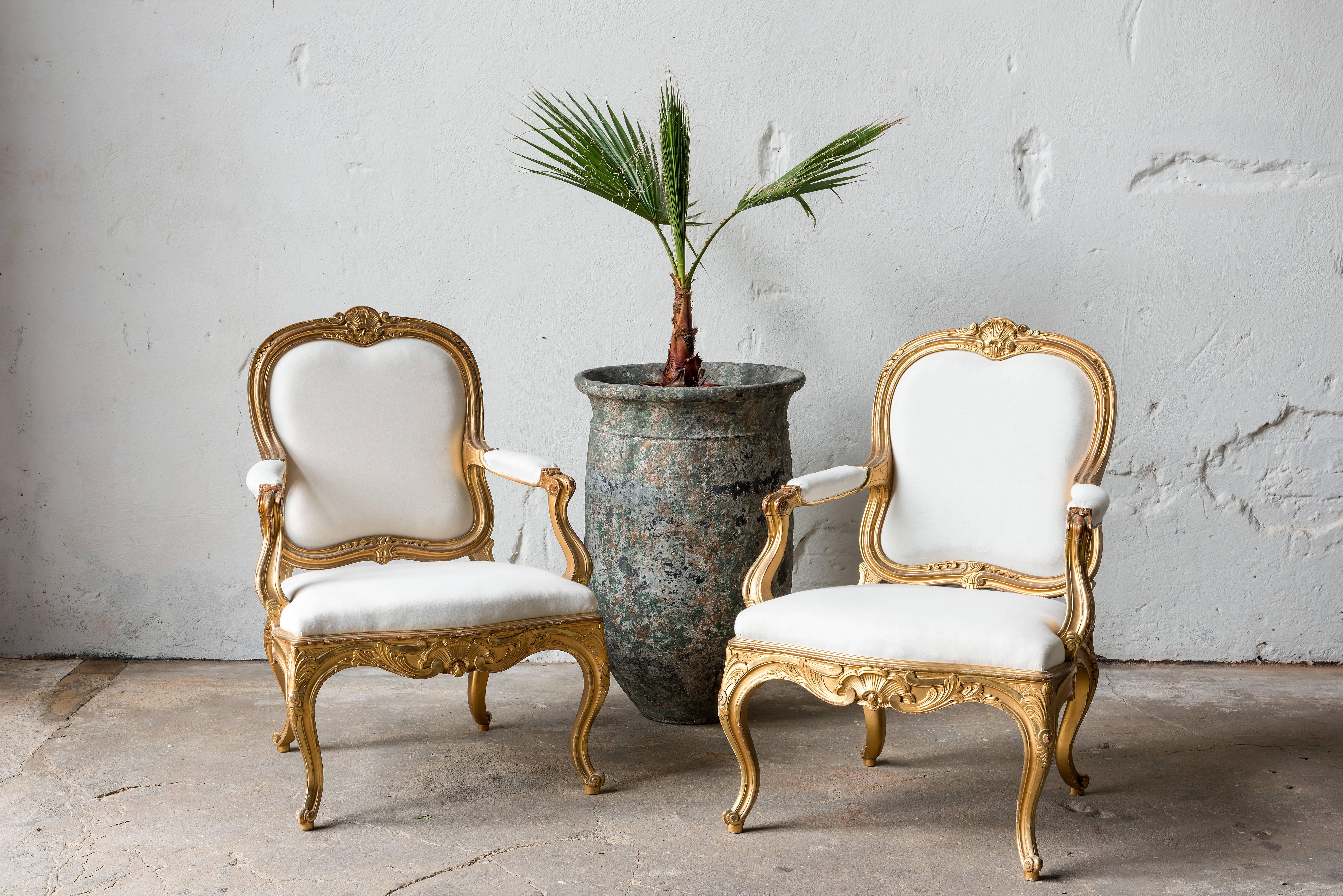 Pair of Swedish 19th Century Gilded Armchairs For Sale 1