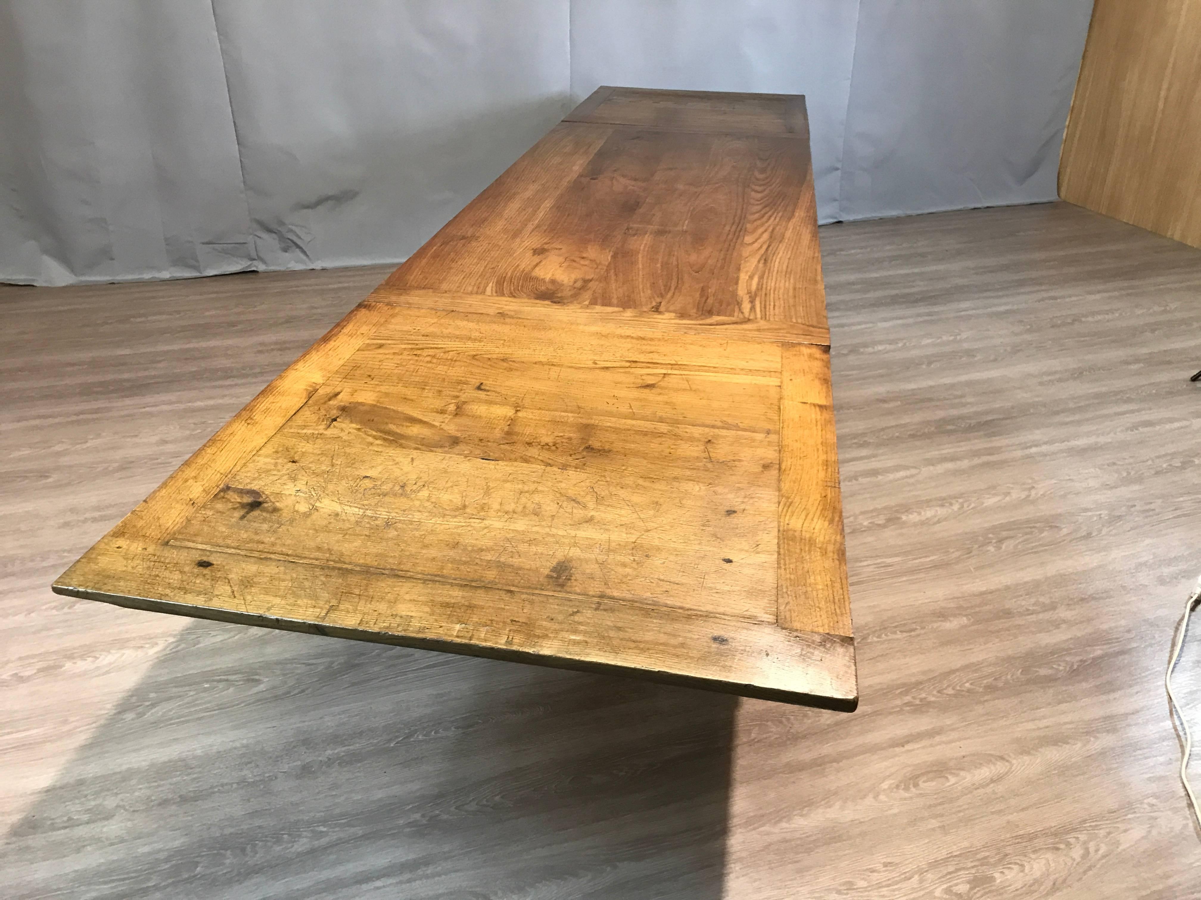 French 19th Century Chestnut and Cherry Base Draw-Leaf Table