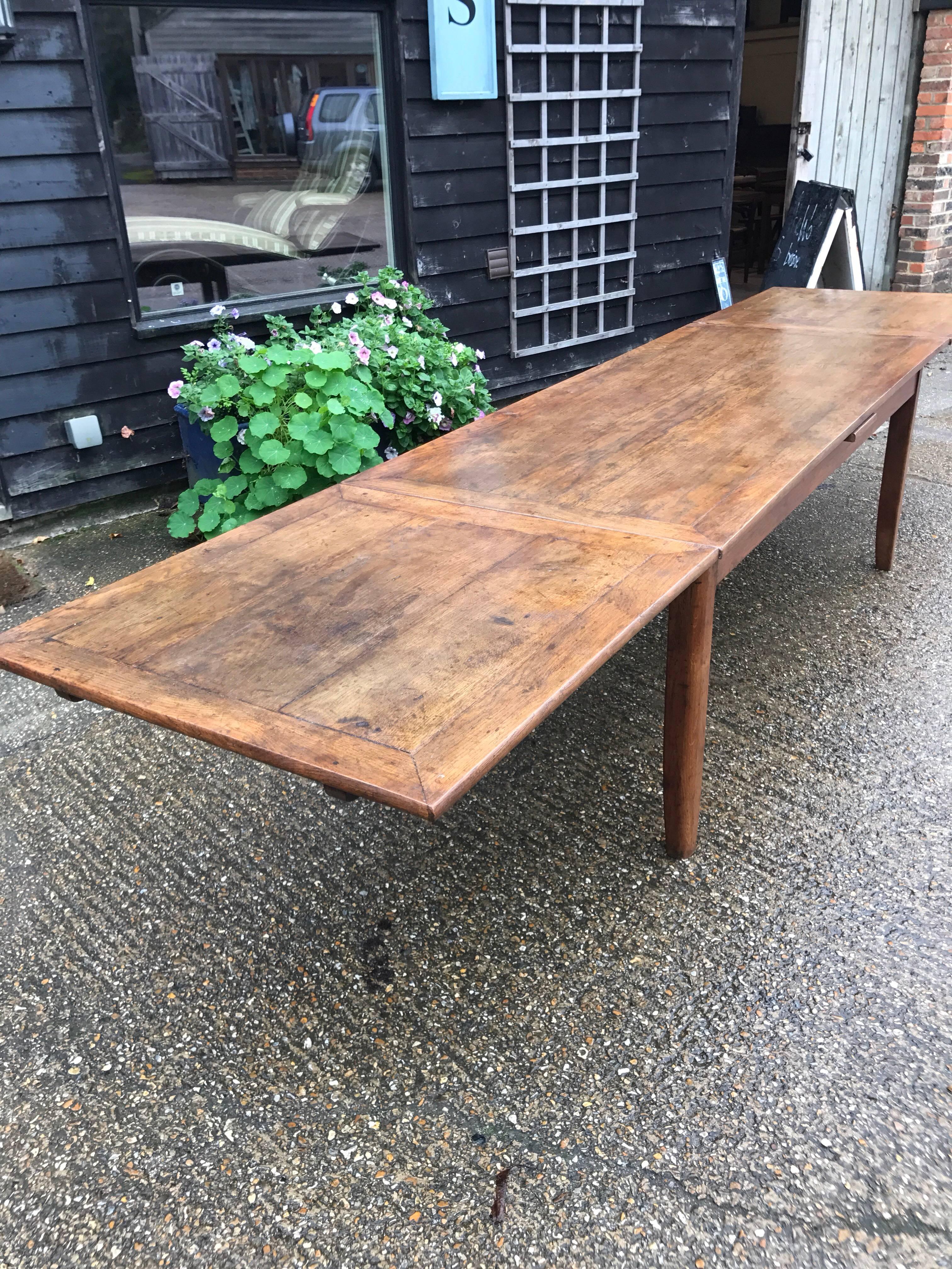 French Provincial Antique Oak Double Draw-Leaf Table with Great Proportions, circa 1840, French