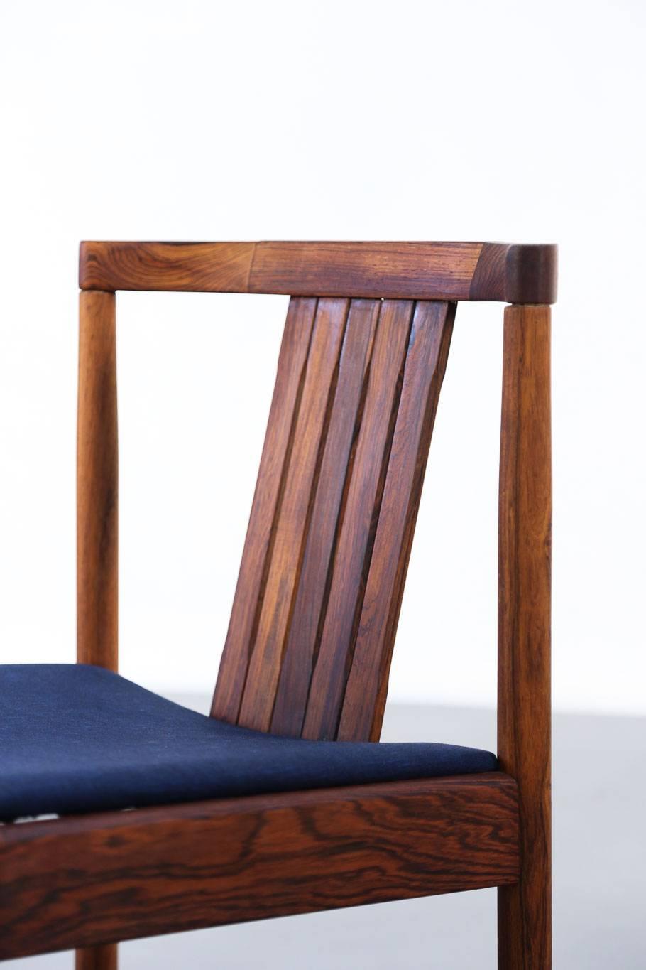 Ensemble de quatre chaises de salle à manger attribuées à Illum Wikkelsø en bois de rose en vente 2