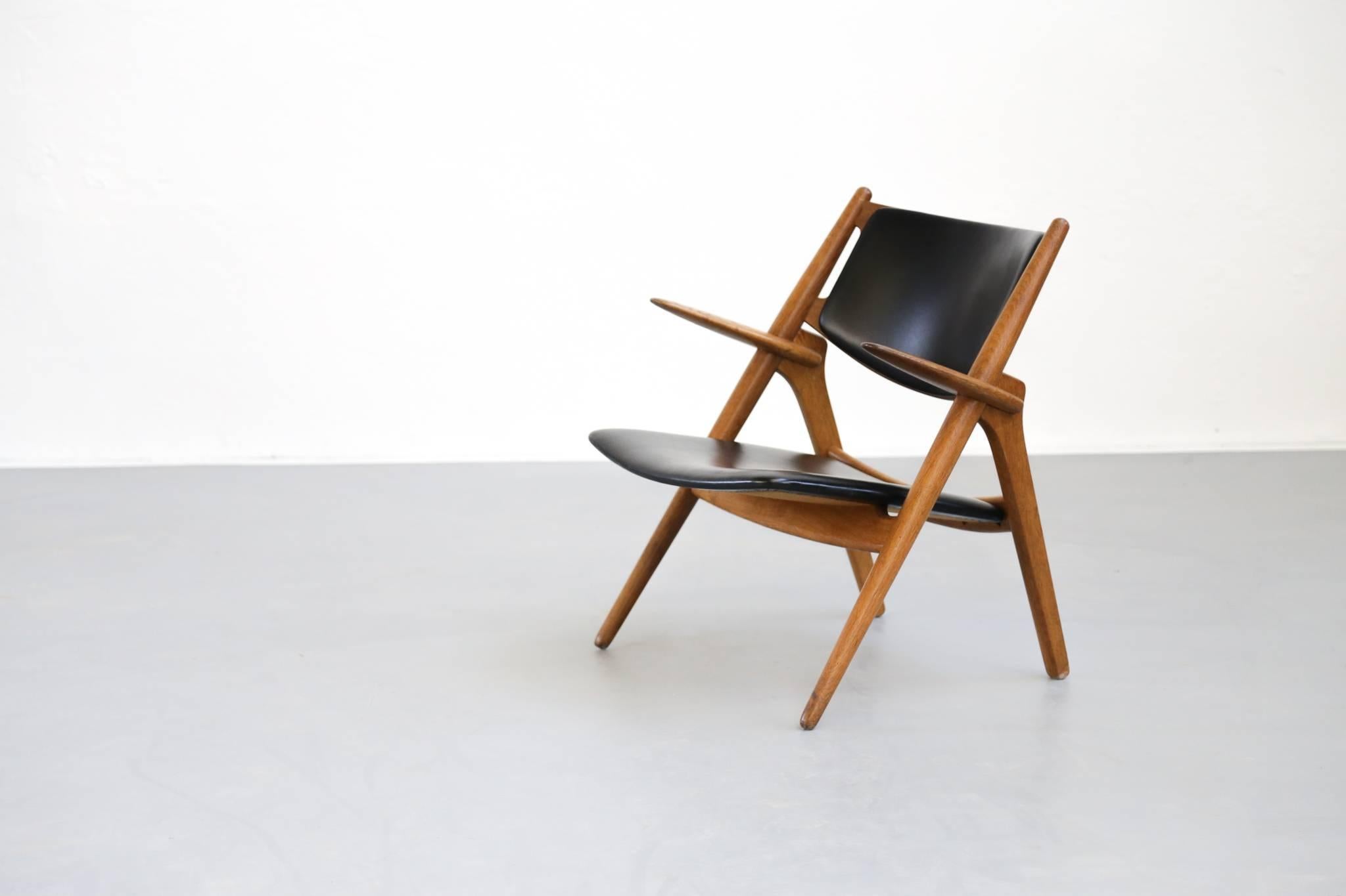 Hans Wegner Danish Lounge Chair CH28 Sawback, années 1950 Scandinave en vente 3
