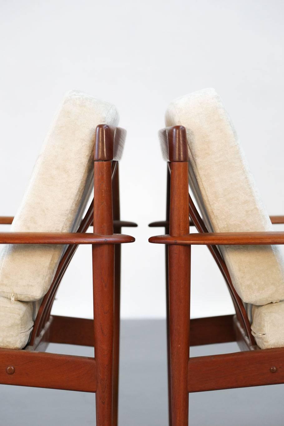Scandinave moderne Paire de fauteuils de salon en teck danois Grete Jalk, années 1960 en vente