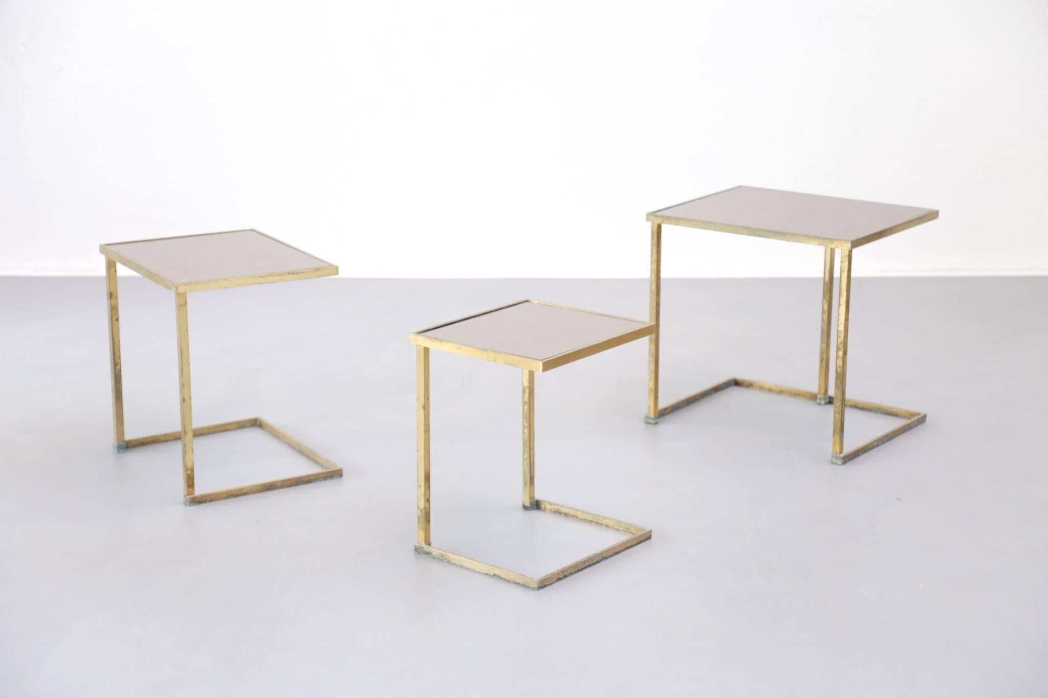 Nesting Brass Tables 1960s with Mirror on Top For Sale 4