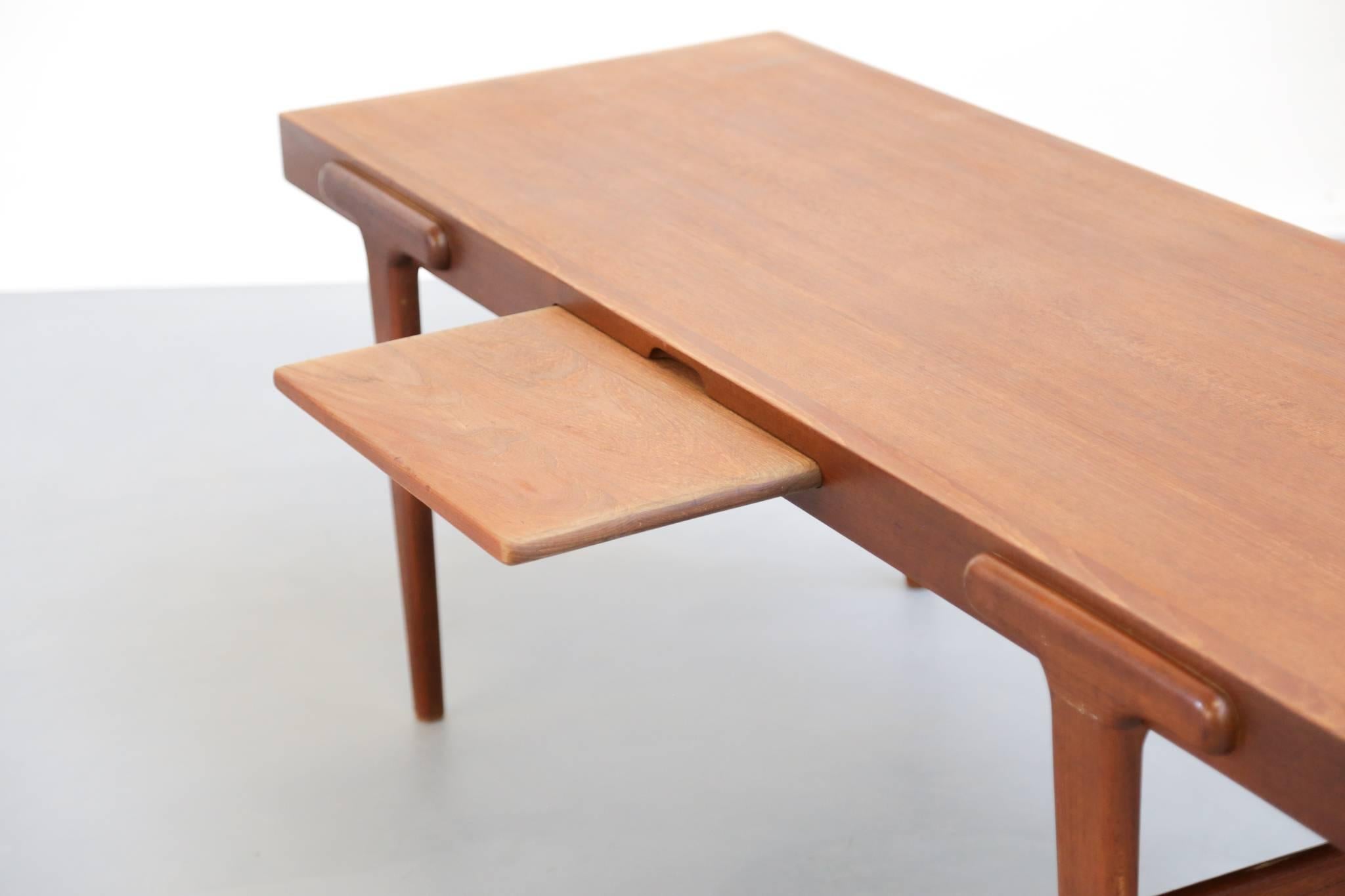 Grande table basse ou table de canapé Johannes Andersen en vente 1