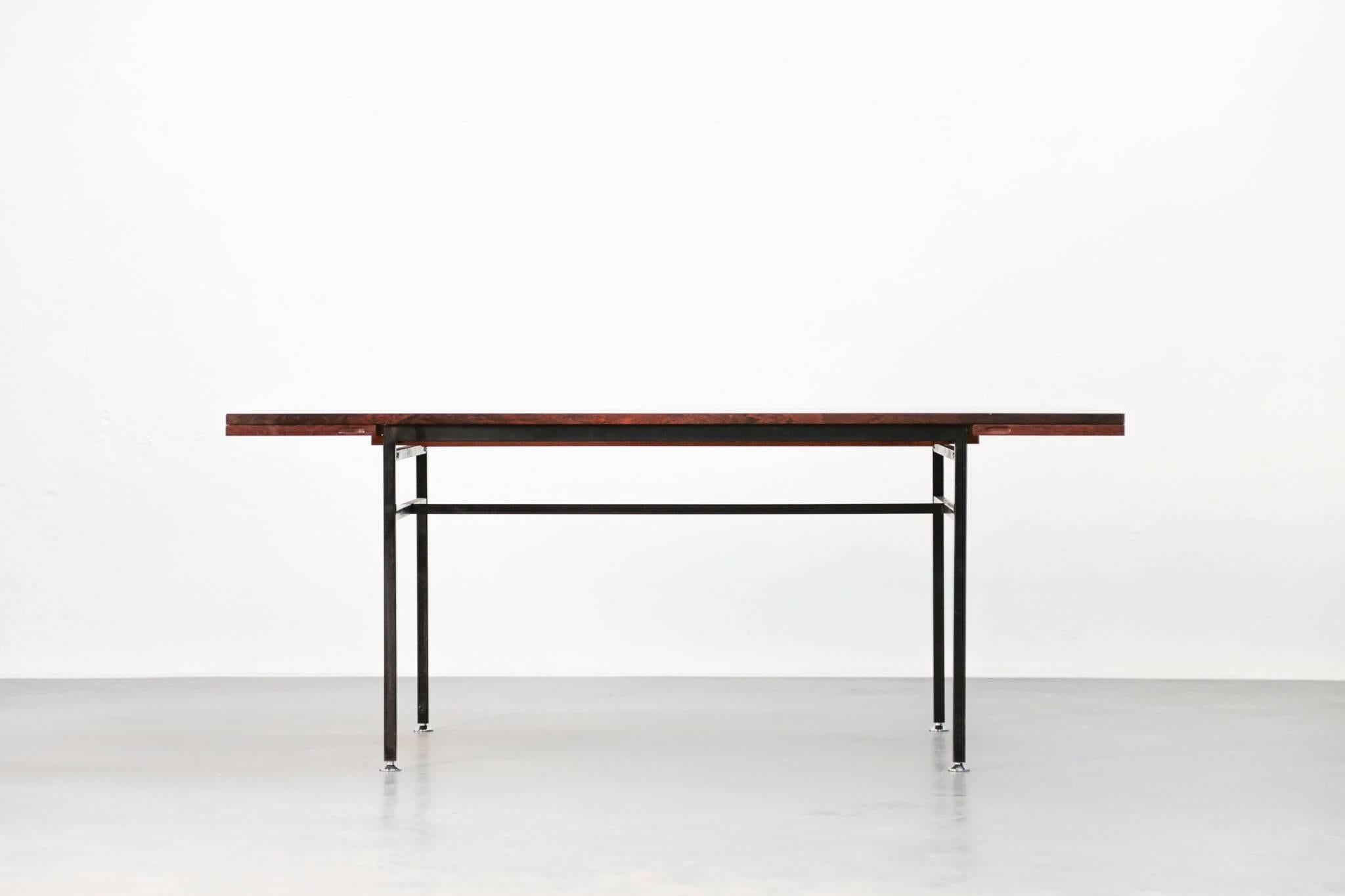 Alain Richard Dining Table Rosewood Model, 800 In Excellent Condition In Lyon, FR