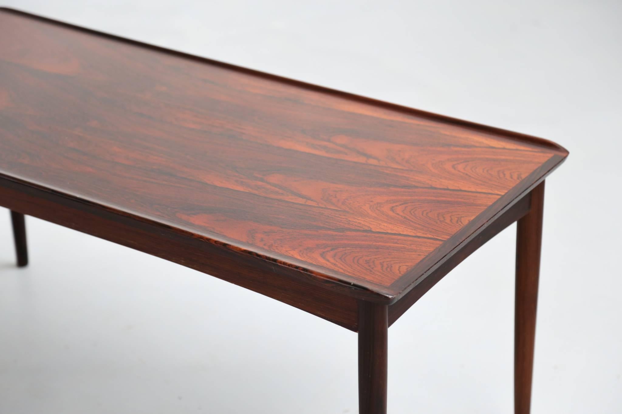 Danish Sofa Table in Rio Rosewood, Scandinavian Design In Good Condition In Lyon, FR