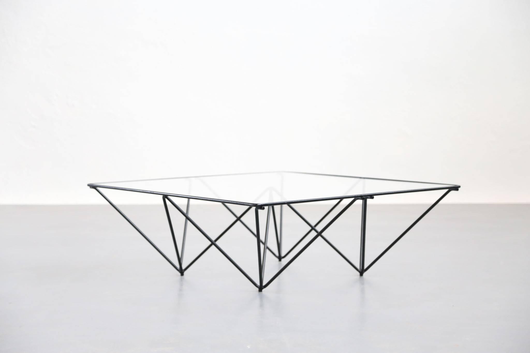 20th Century Geometric Alanda Coffee Table by Paolo Piva, 1970s