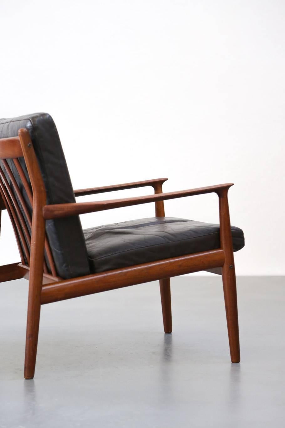 Pair of Grete Jalk Leather Armchairs for Glostrup 3