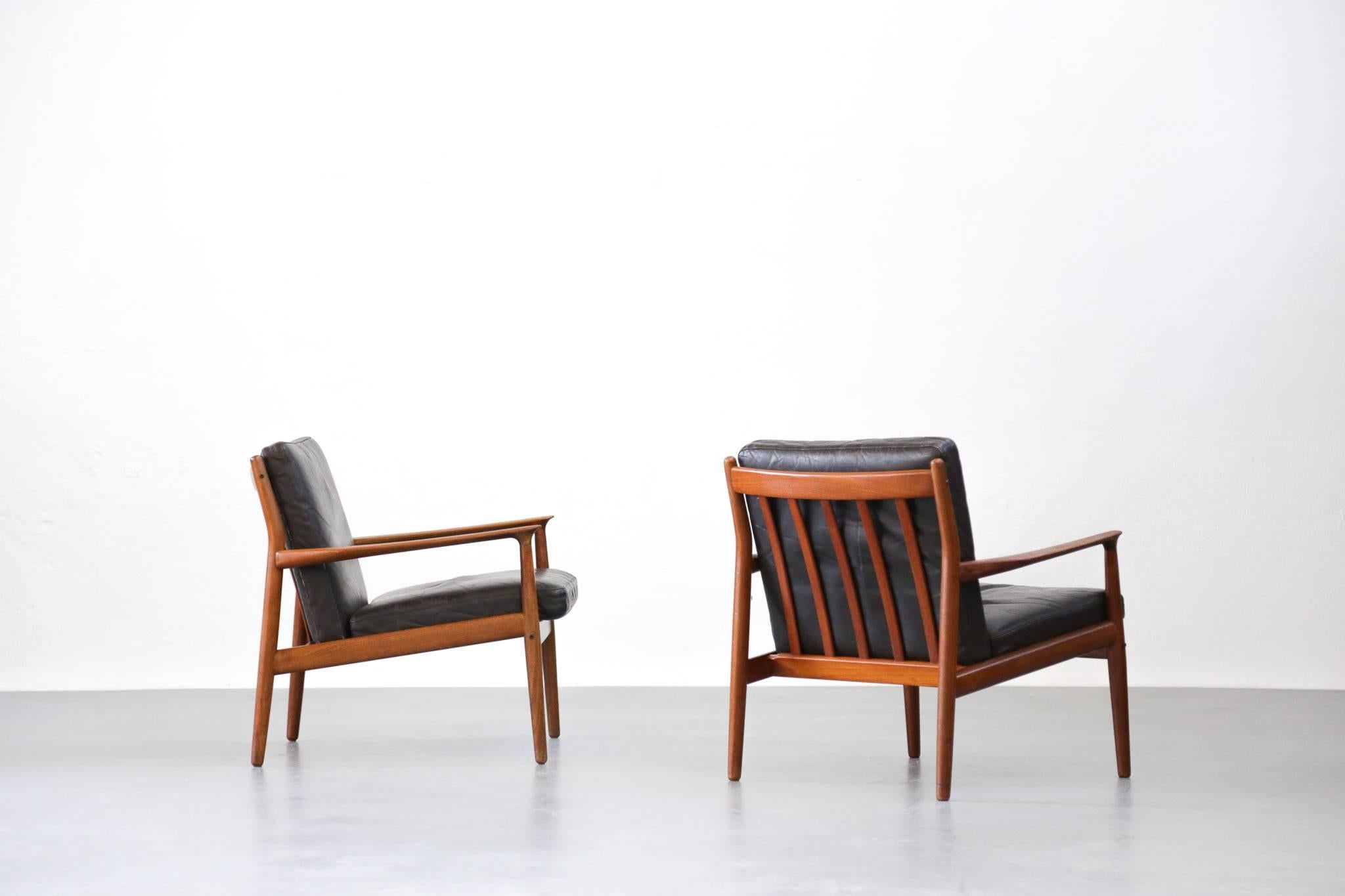 Pair of Grete Jalk Leather Armchairs for Glostrup 1