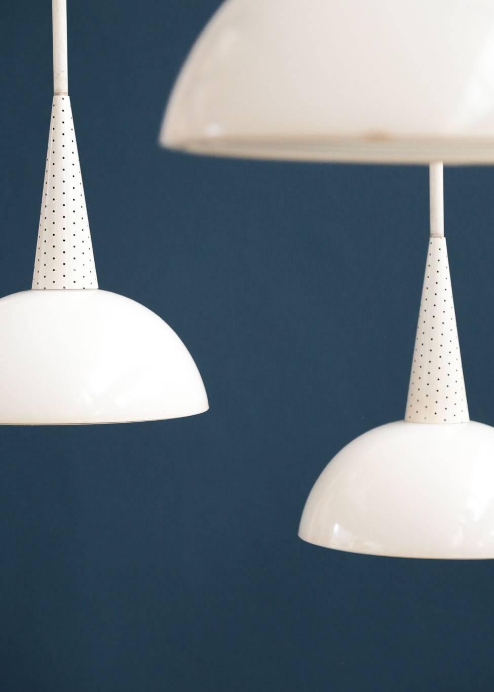 Pendant Light Attributed to Mathieu Mategot for Holophane, 1960s In Good Condition In Lyon, FR