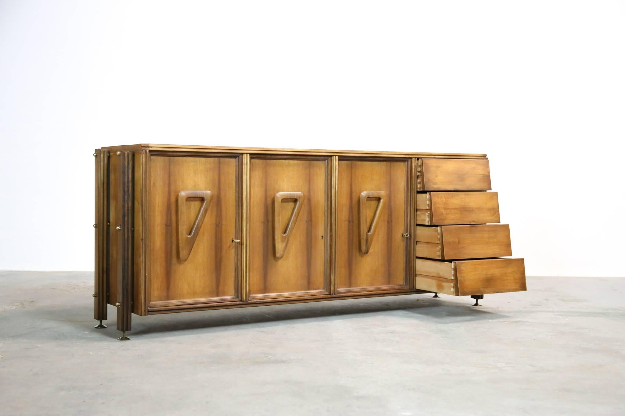 Italian Rosewood Sideboard, 1960s For Sale 1