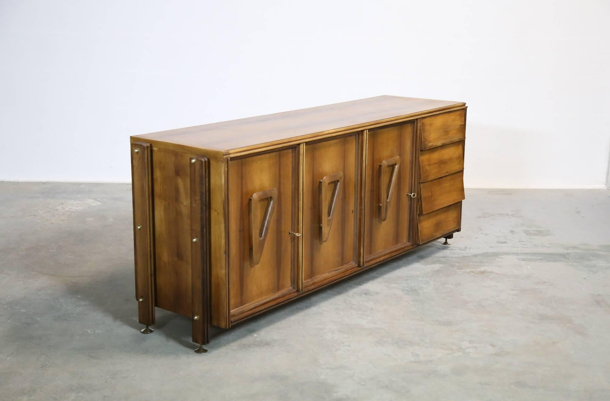 Enfilade en bois de rose italien, années 1960 en vente 4