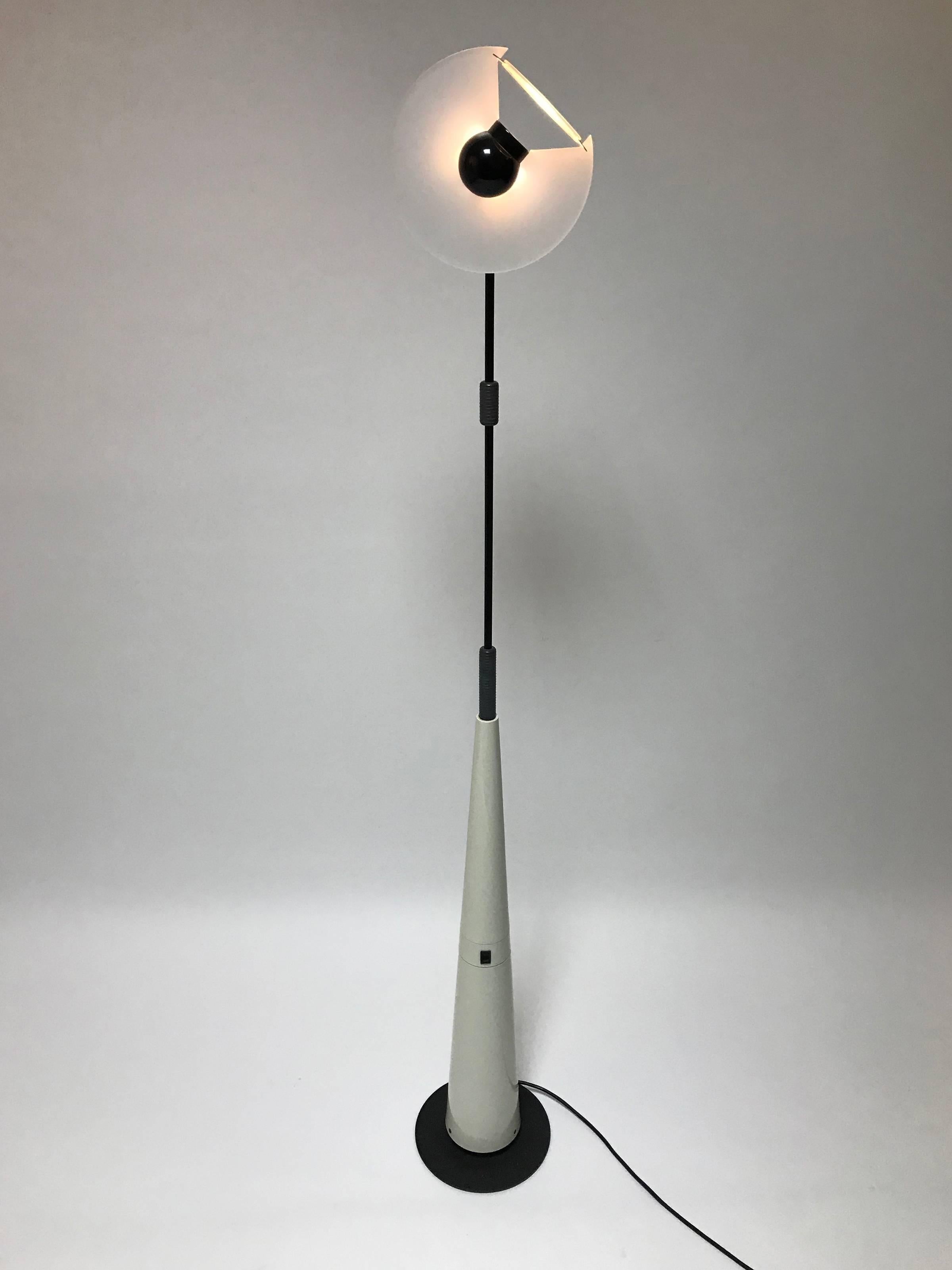 Italian Arteluce Lighting Pier Ramella Telescopic Floor Lamp Club Mod. 1195, 1980s Italy