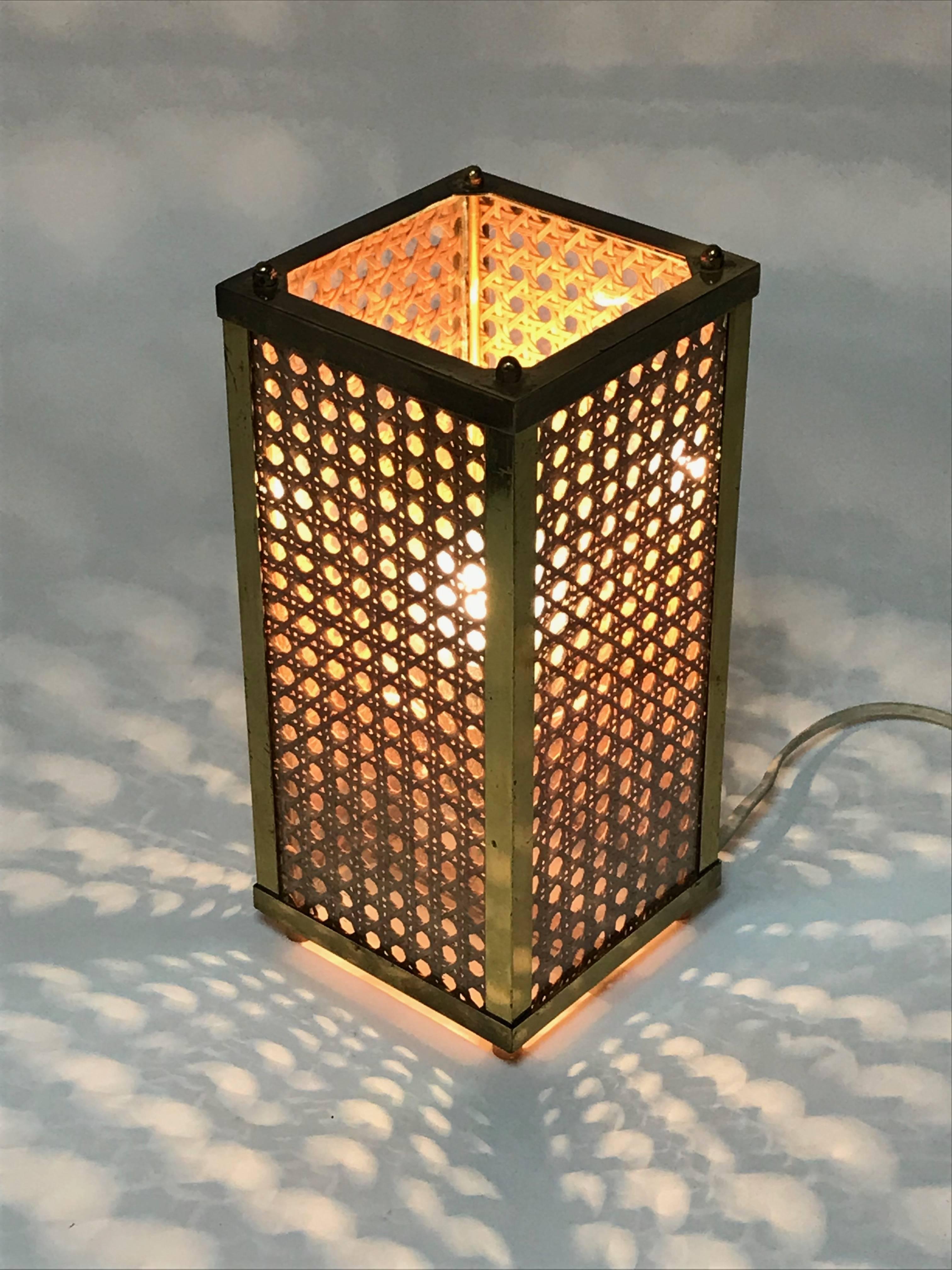 Mid-Century Modern Brass Lucite and Rattan Table Lamp Italy circa 1970s Lighting 2