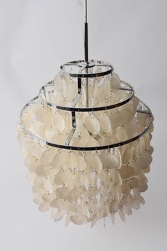 Verner Panton Fun 1 Shell Lamps Chandelier with Frame of Chromed Steel Lighting