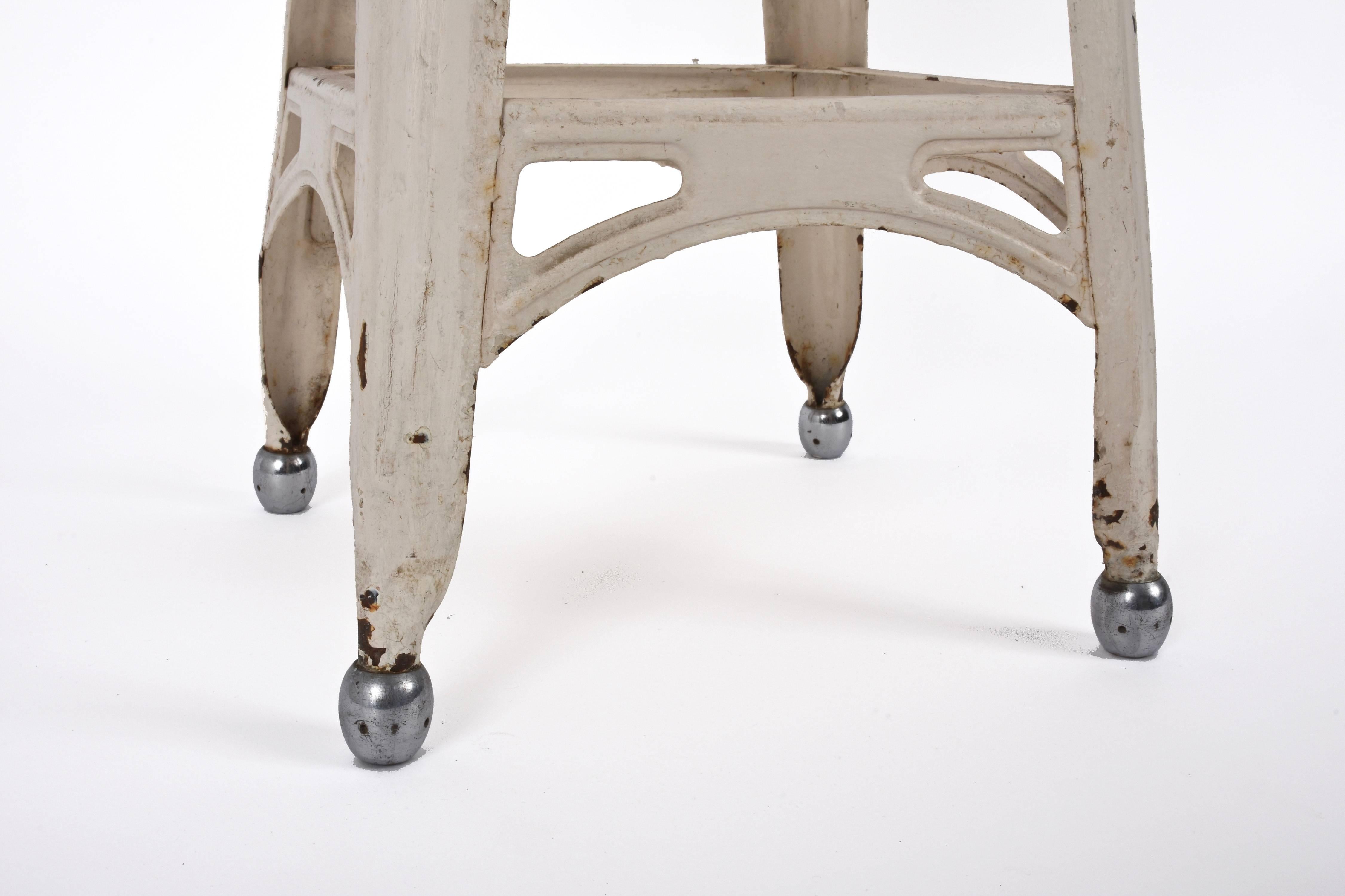 Mid-20th Century Industrial Style French Stool, in Painted Iron and Chromed Steel, 1940s, France