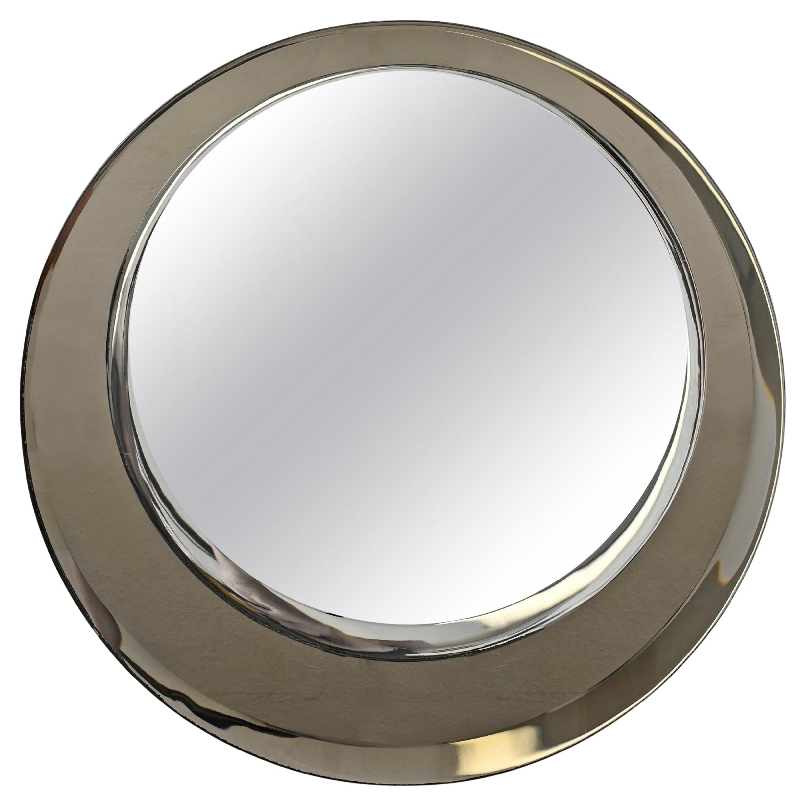 Specchio italiano rotondo smussato con cornice in cristallo di bronzo, Cristal Arte anni
70