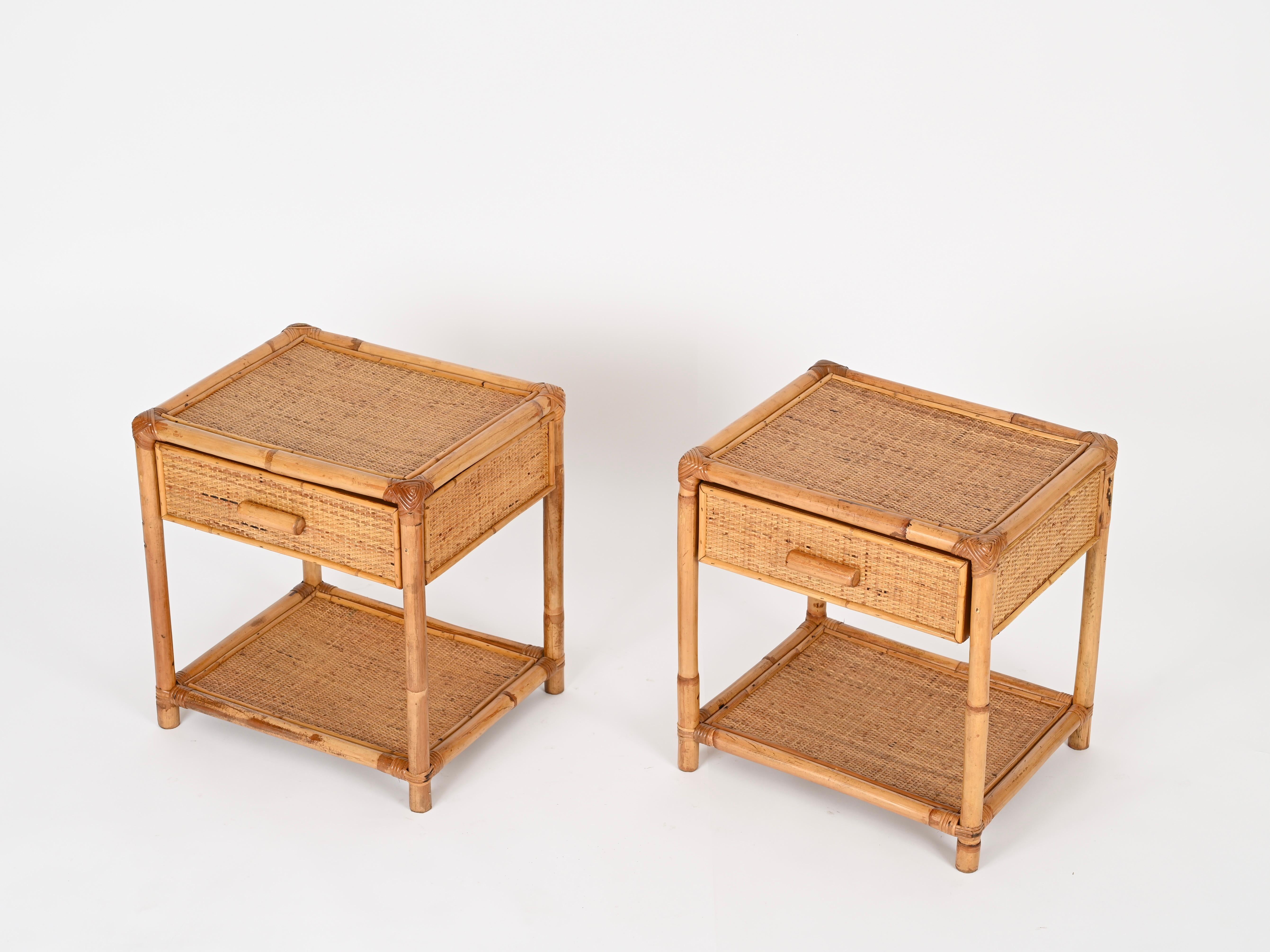 Paire de tables de nuit Côte d'Azur en bambou et rotin tressé, Italie, années 1970 en vente 4