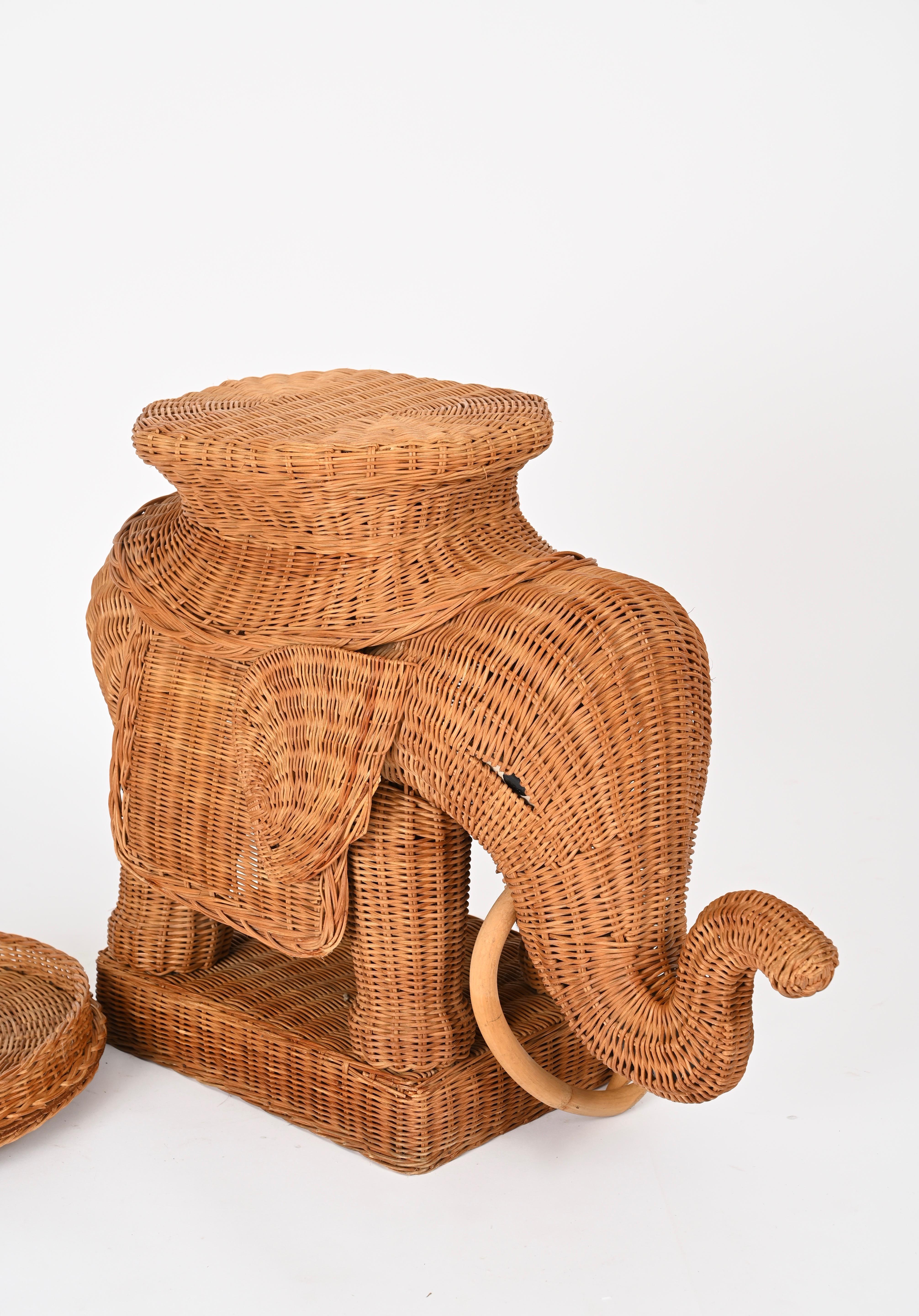 Large Rattan and Wicker Elephant Side Table by Vivai del Sud, Italy 1970s For Sale 5