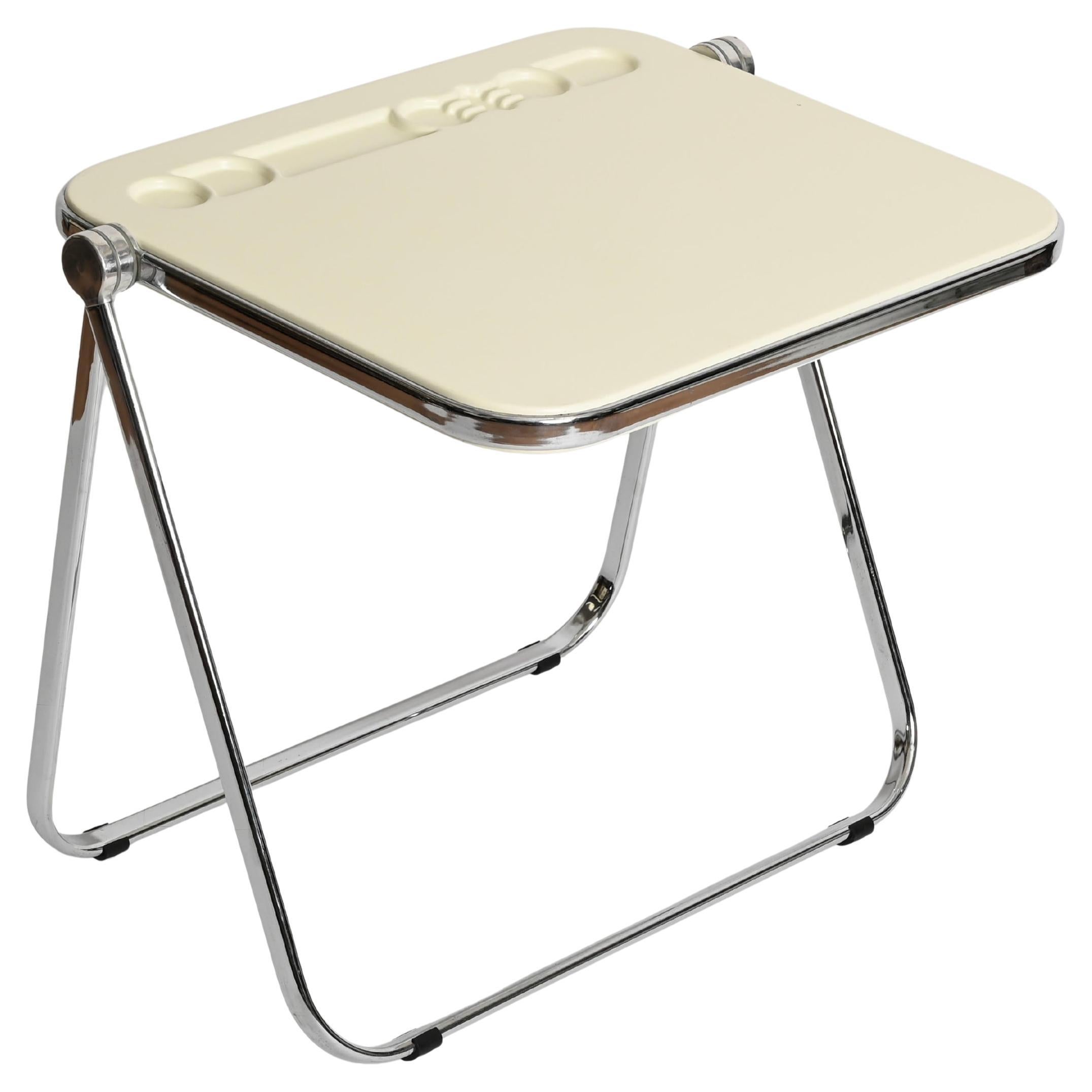 Midcentury Giancarlo Piretti "Platone" White Folding Desk for Castelli, 1970s For Sale