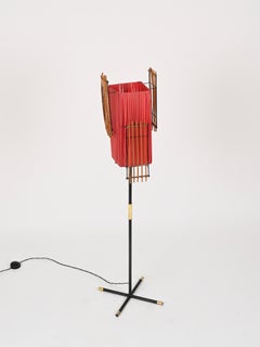 Italienische Stehlampe aus Metall, Rattan, Messing und rotem Acryl, Dal Vera, 1950er Jahre