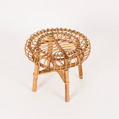 Taburete puf o mesa auxiliar italiana de ratán y bambú, por Franco Albini, años 60