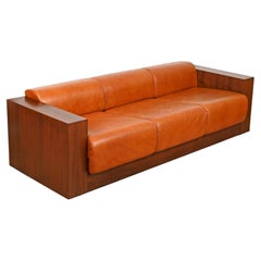 Divano di Afra & Tobia Scarpa in palissandro italiano e pelle color cognac, Italia, anni ’70